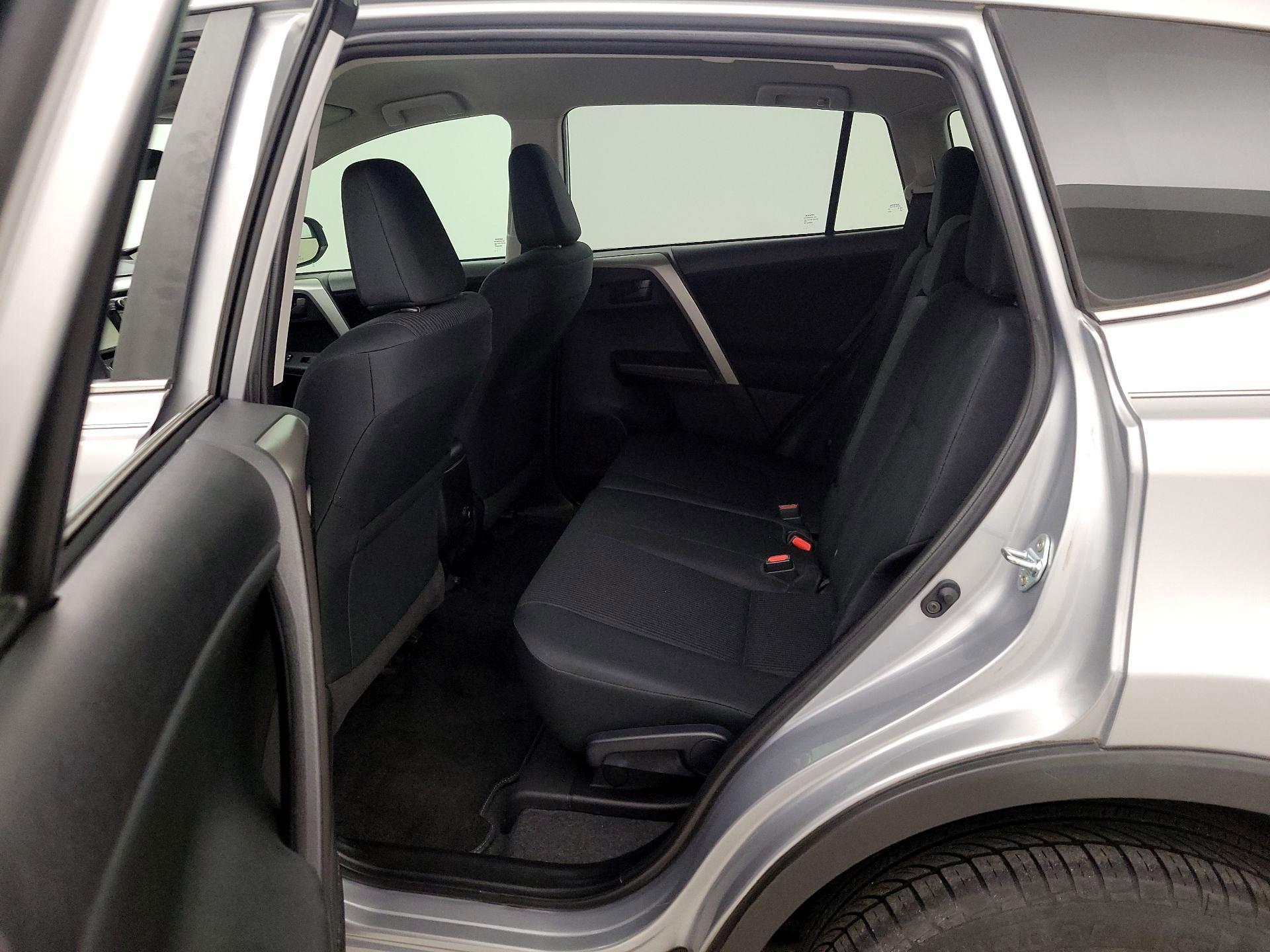 Thumbnail: 2017 Toyota RAV4 - 19