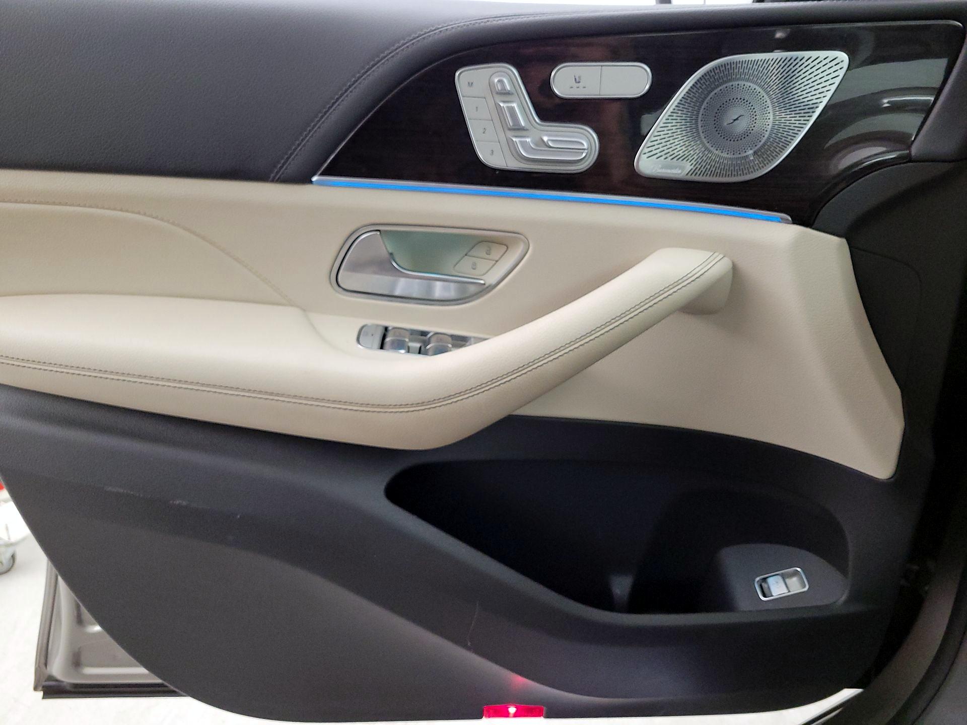 Thumbnail: 2020 Mercedes-Benz GLE - 12