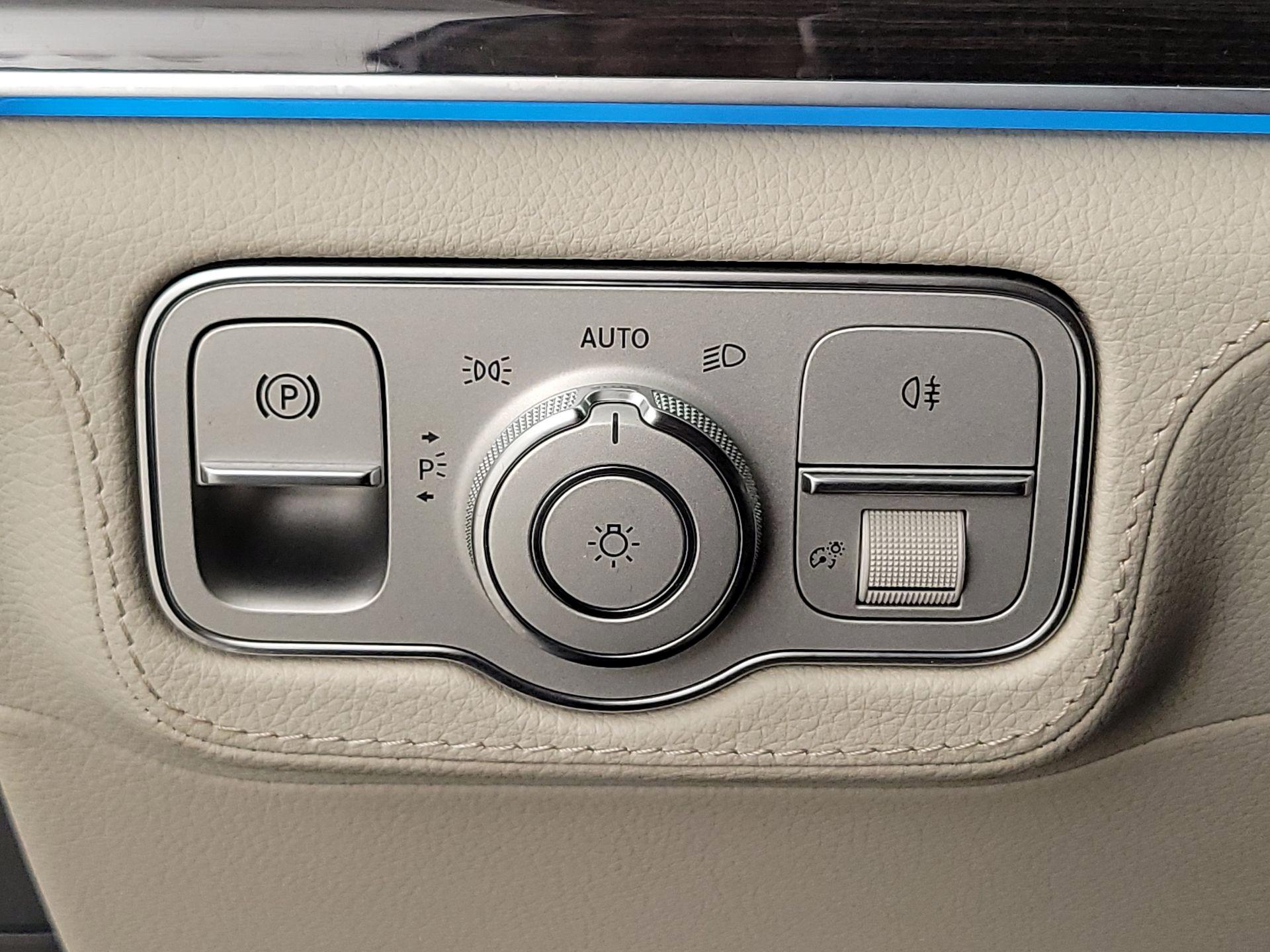 Thumbnail: 2020 Mercedes-Benz GLE - 13