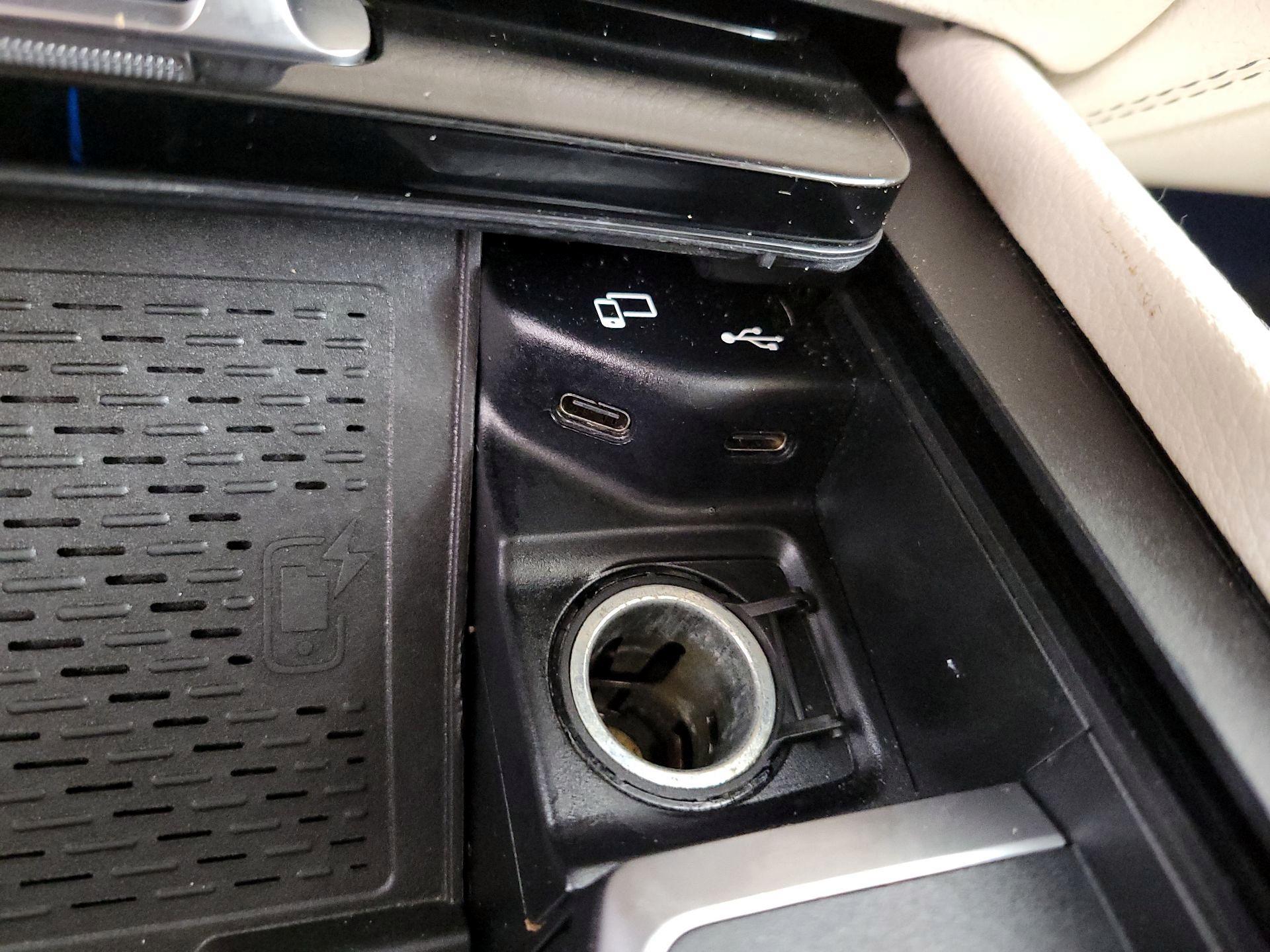 Thumbnail: 2020 Mercedes-Benz GLE - 19