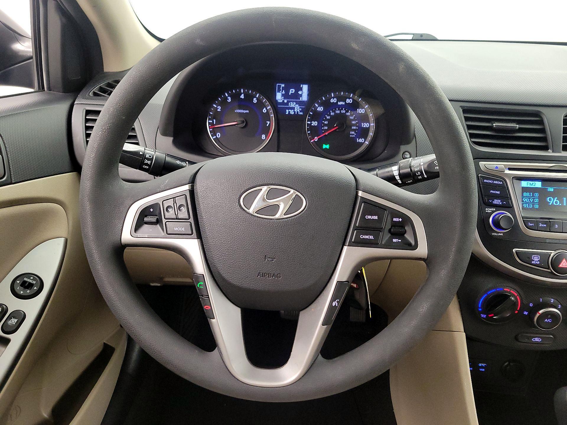 Thumbnail: 2017 Hyundai Accent - 10