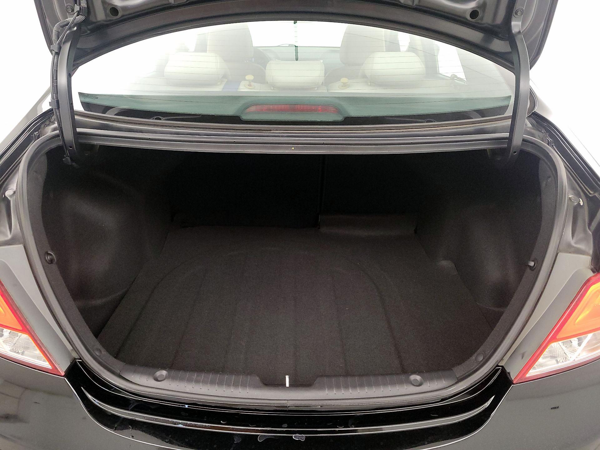 Thumbnail: 2017 Hyundai Accent - 19