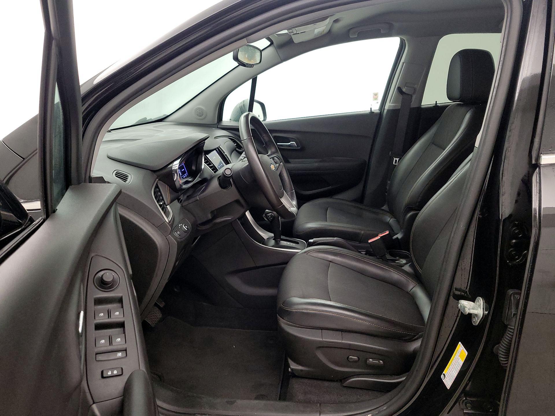 Thumbnail: 2020 Chevrolet Trax - 11