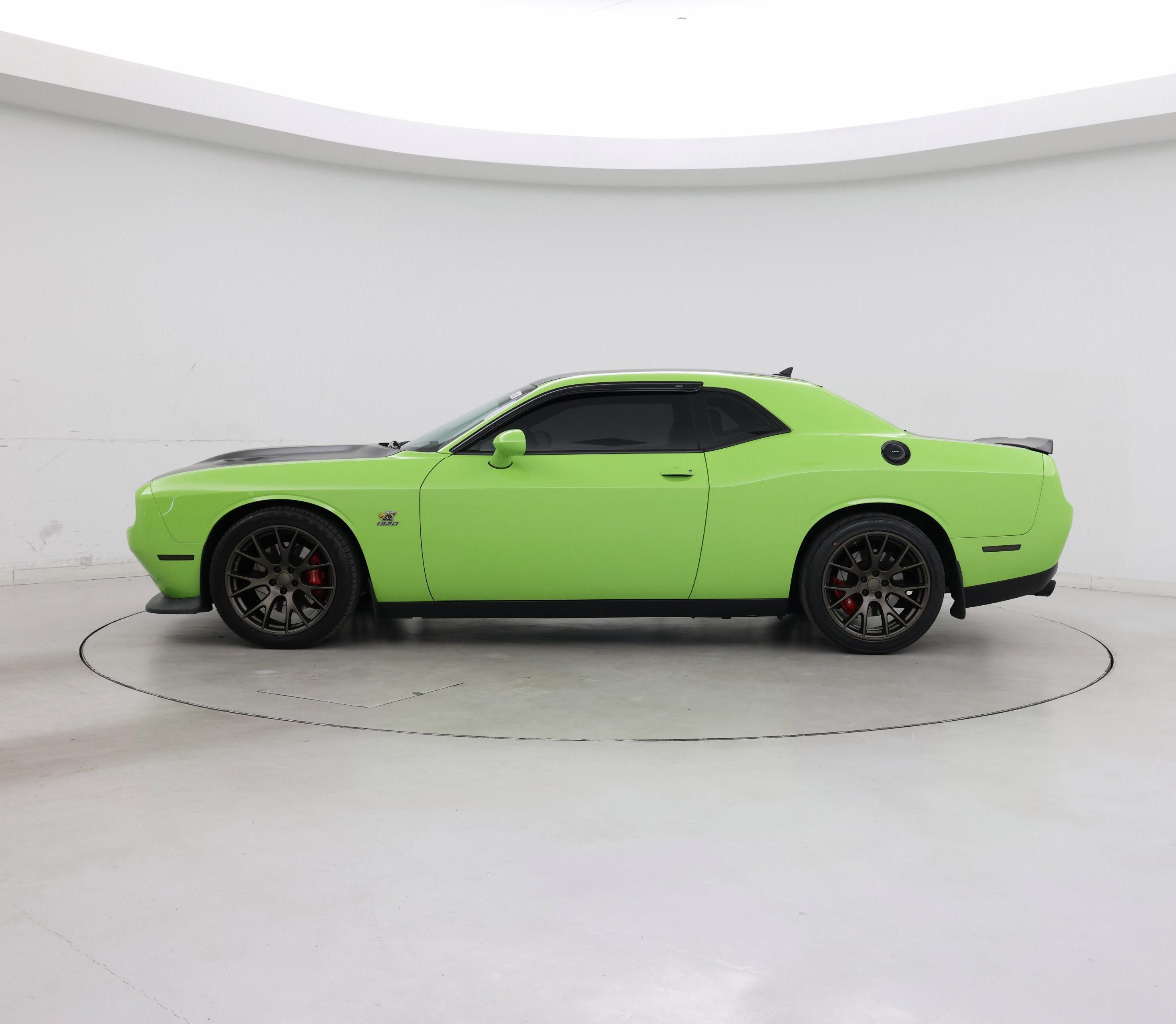 Thumbnail: 2019 Dodge Challenger - 3