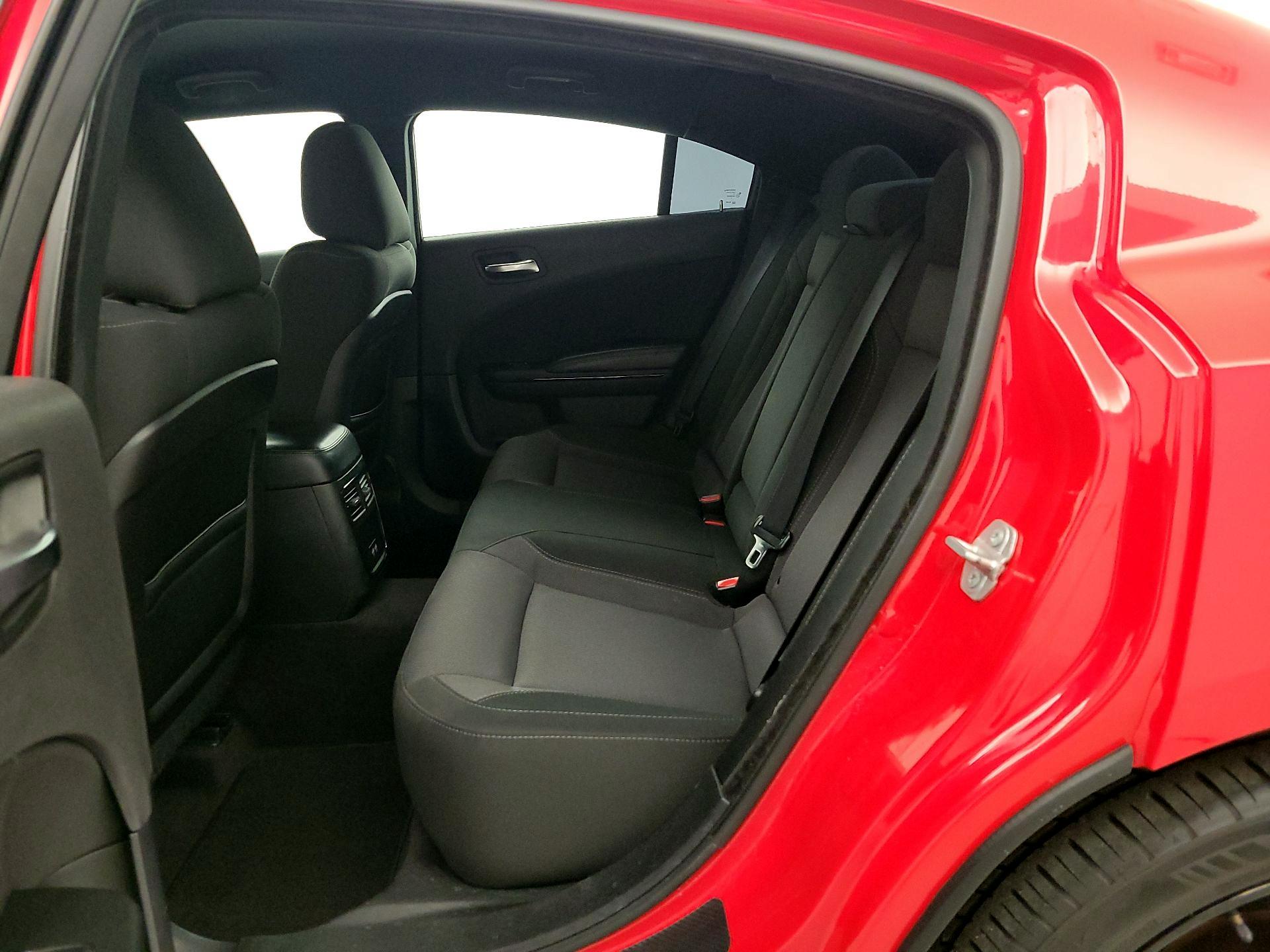 Thumbnail: 2018 Dodge Charger - 20