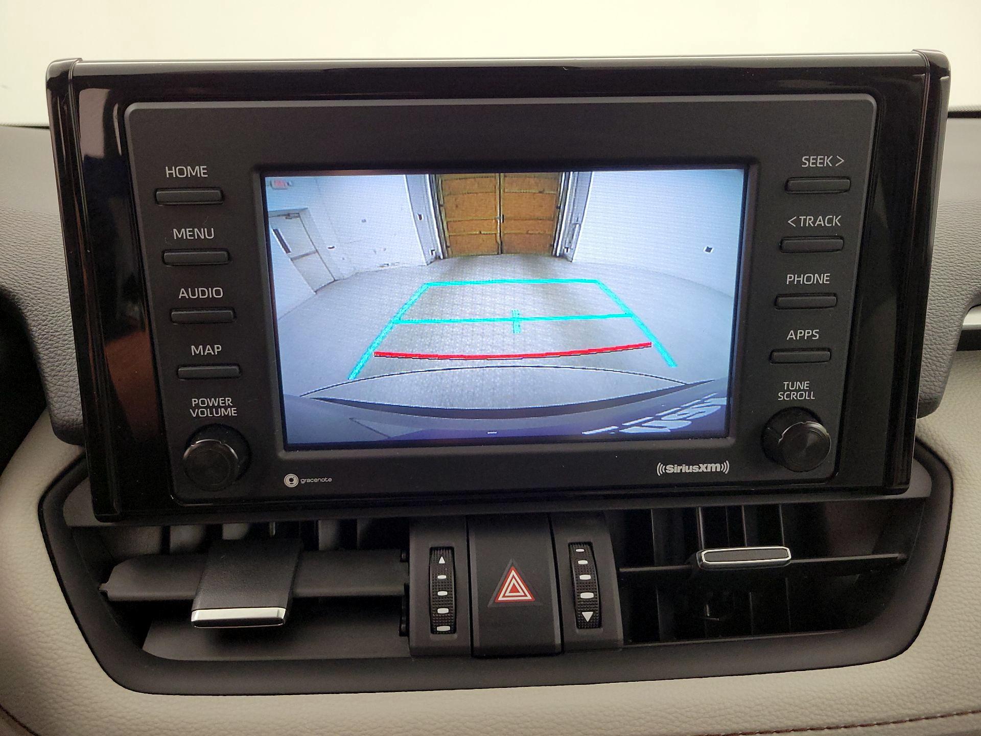 Thumbnail: 2021 Toyota RAV4 - 14