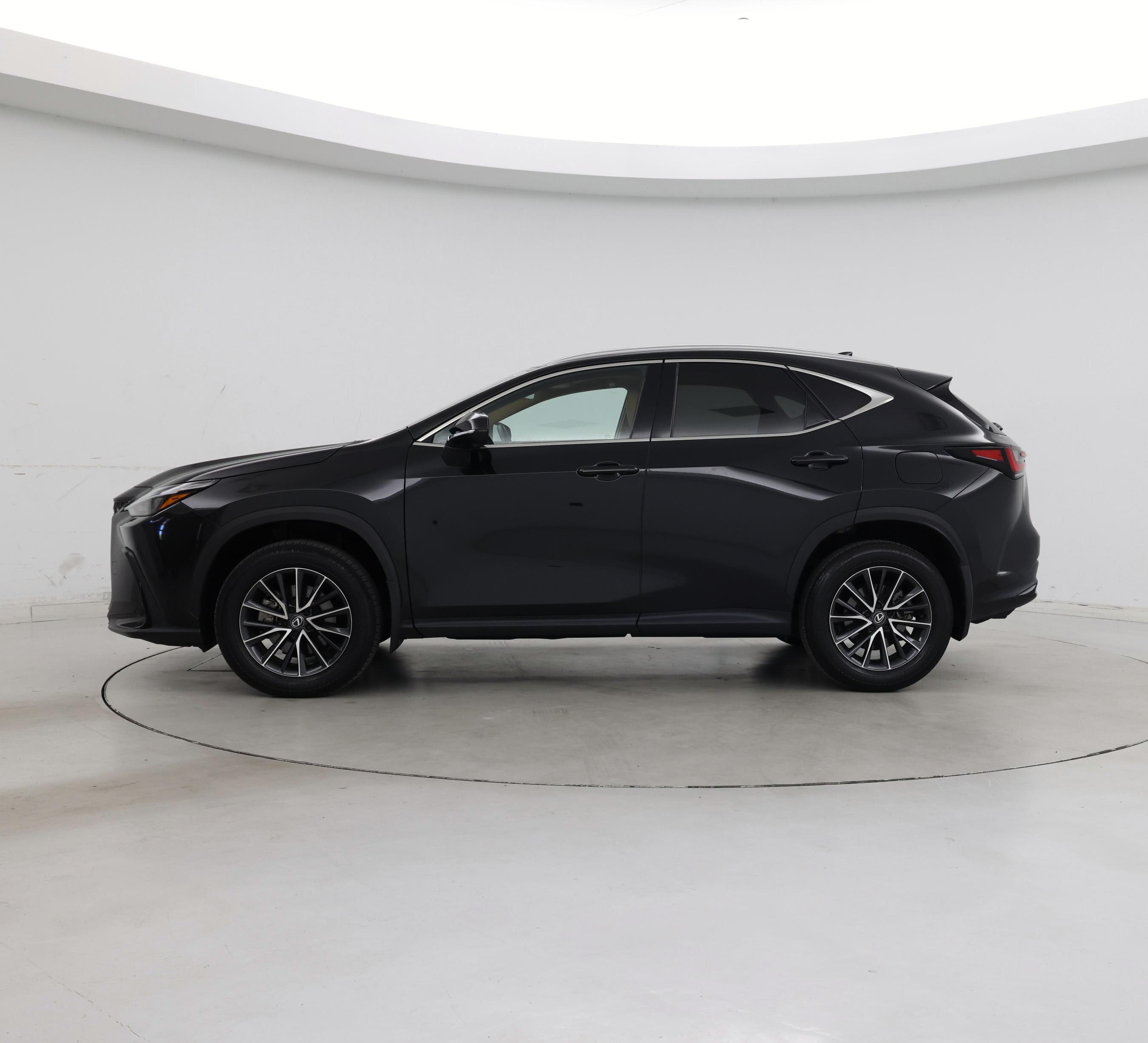 Thumbnail: 2024 Lexus NX - 3