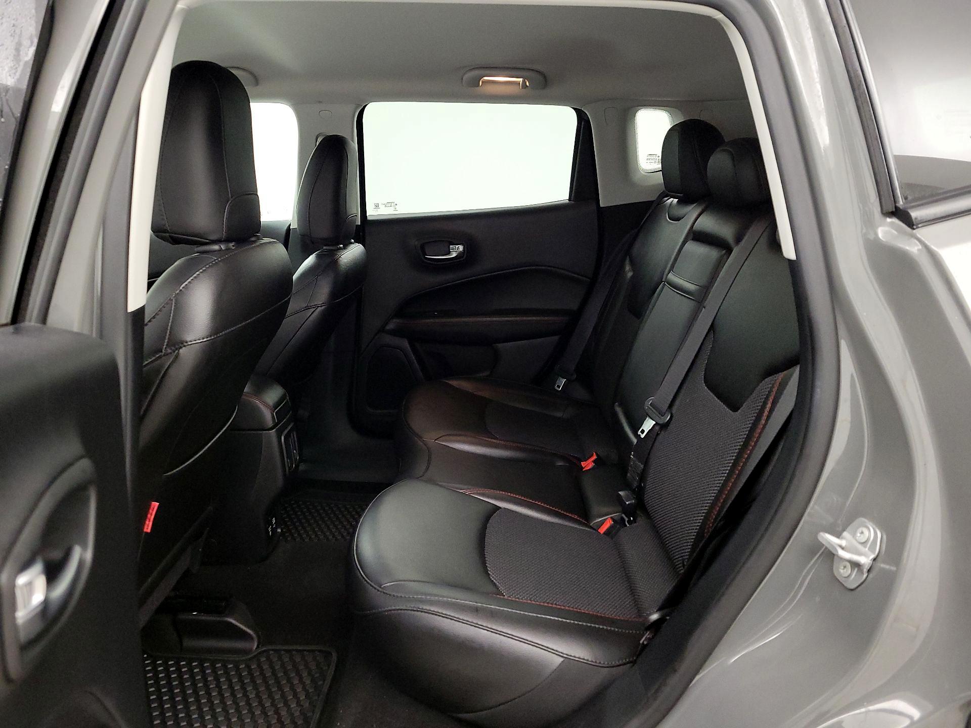 Thumbnail: 2020 Jeep Compass - 19