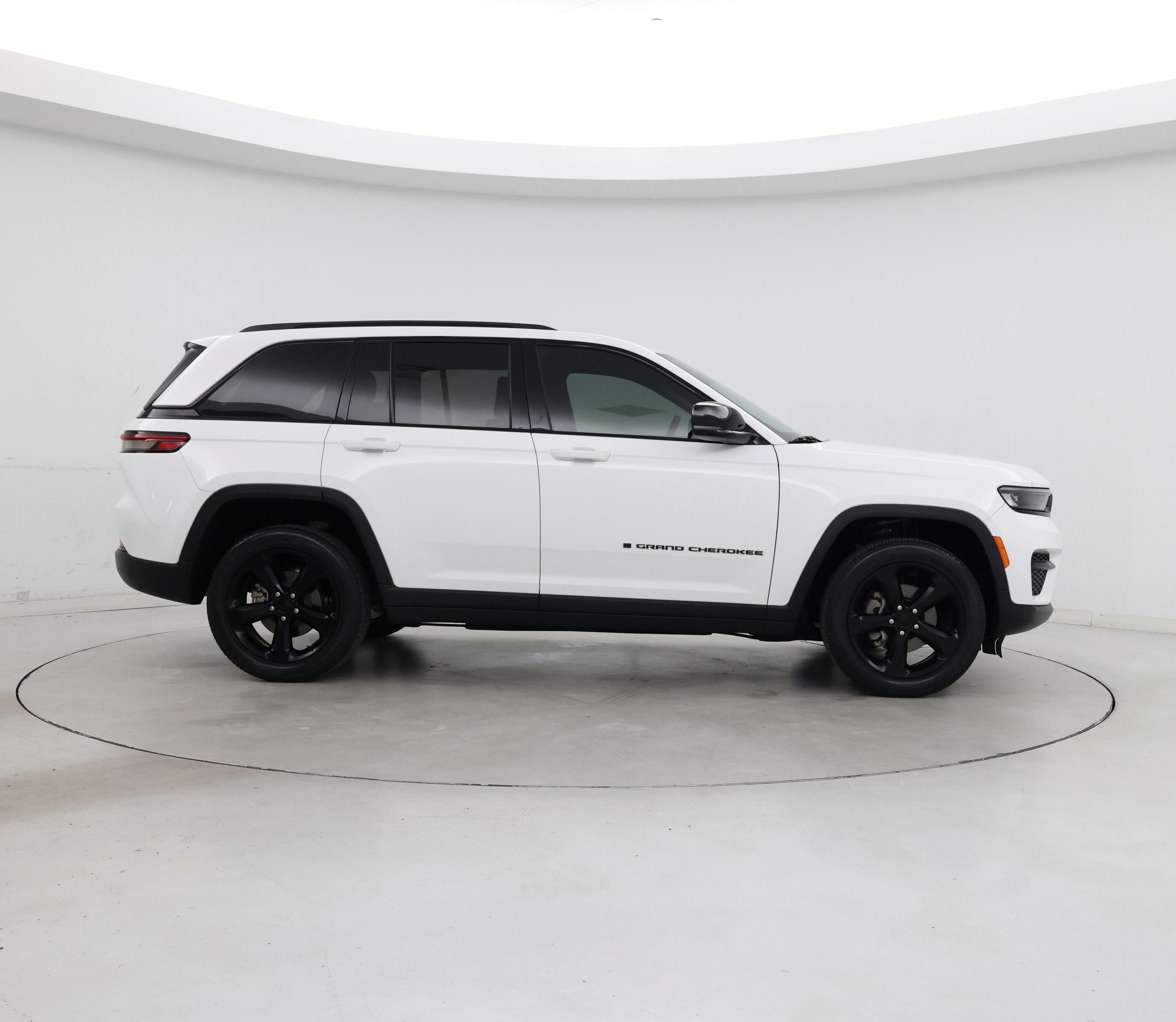 Thumbnail: 2023 Jeep Grand Cherokee - 7