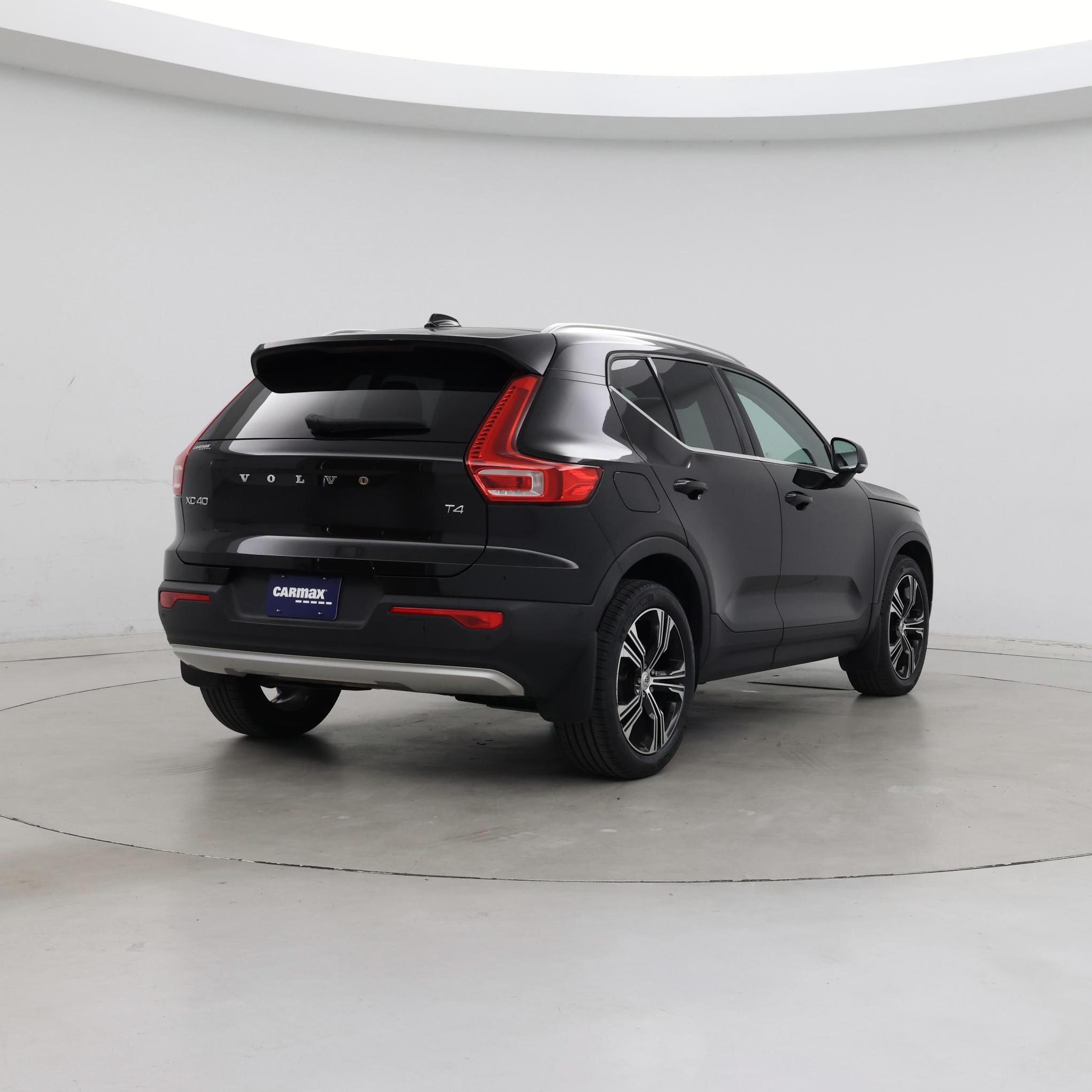 Thumbnail: 2021 Volvo XC40 - 8