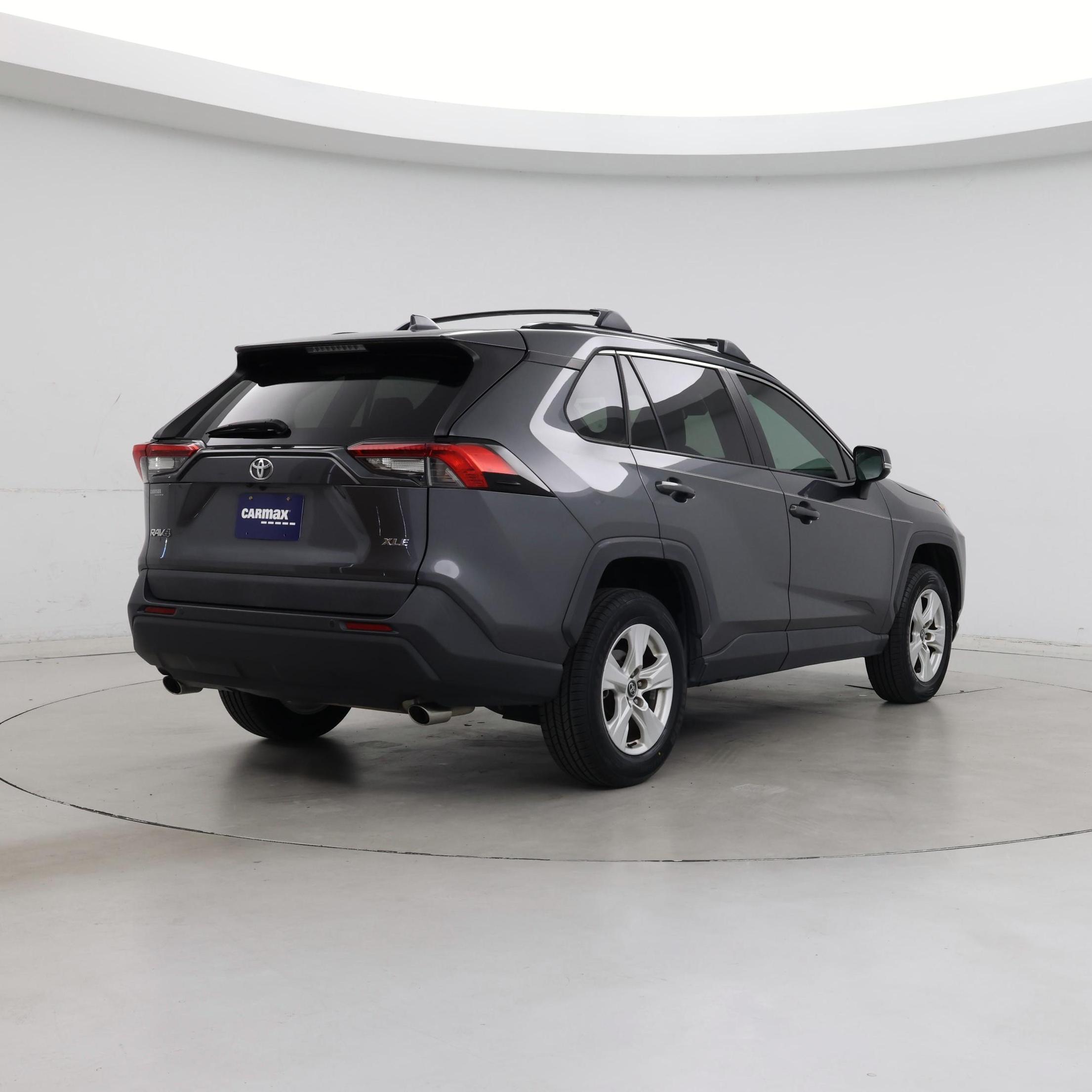 Thumbnail: 2020 Toyota RAV4 - 8