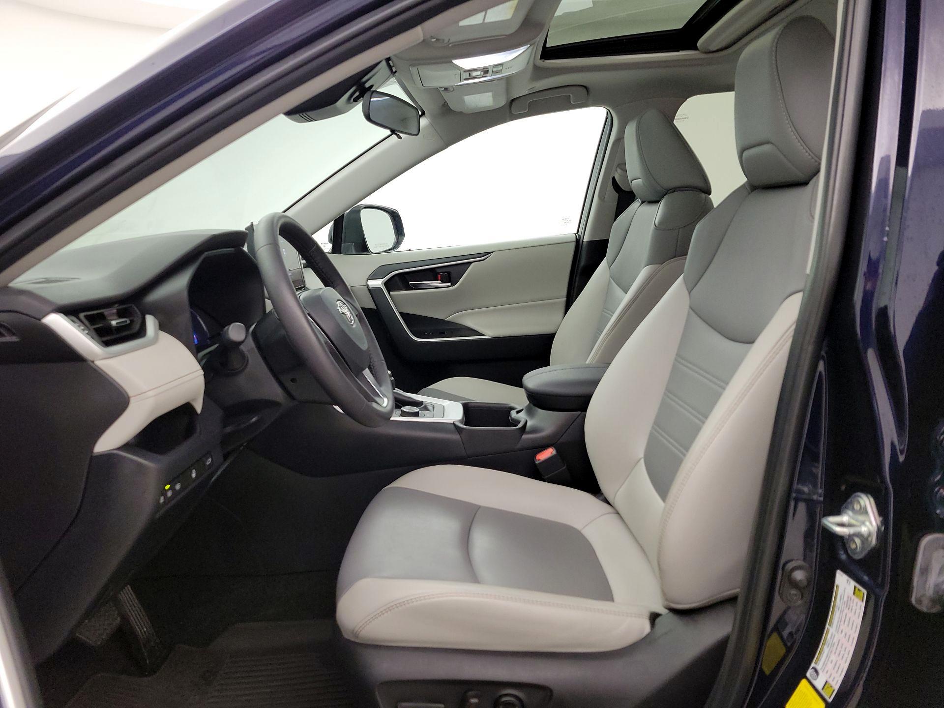 Thumbnail: 2024 Toyota RAV4 - 11