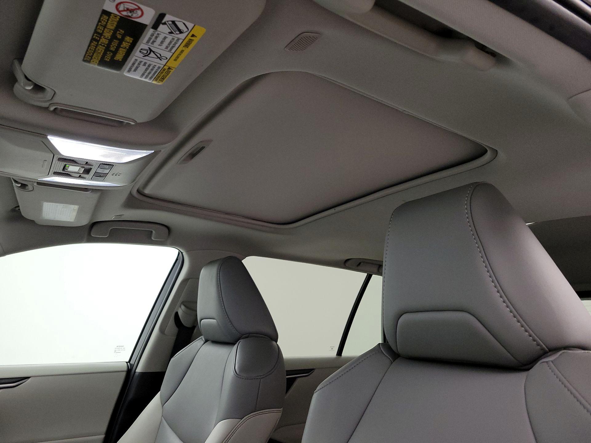 Thumbnail: 2024 Toyota RAV4 - 19