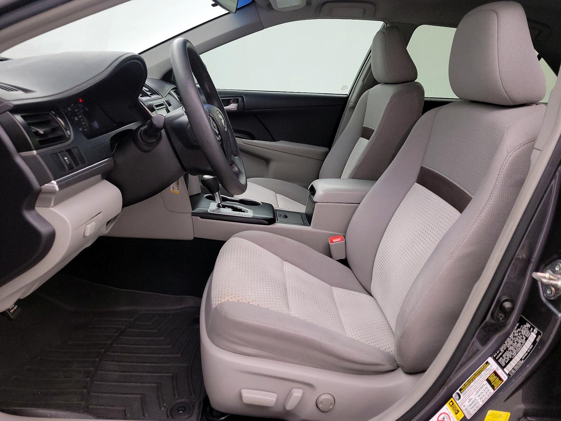Thumbnail: 2014 Toyota Camry - 11