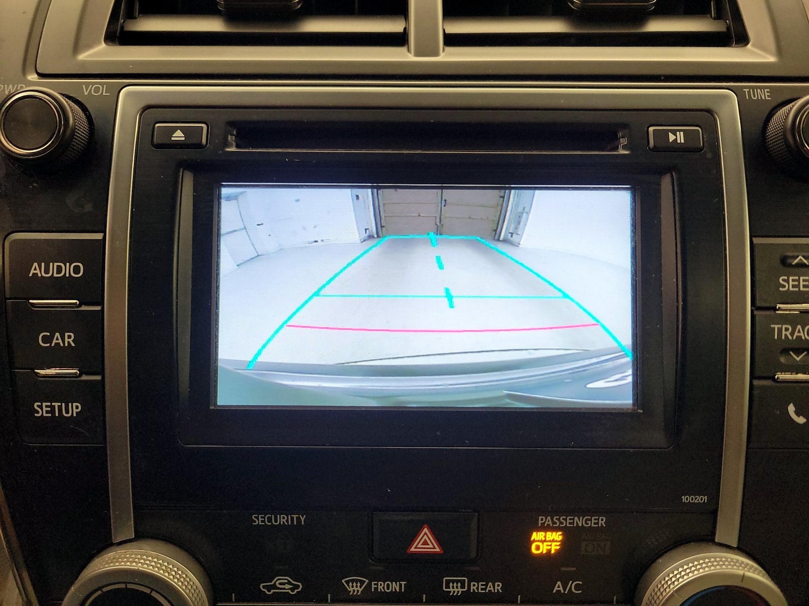 2014 Toyota Camry LE - Photo 14