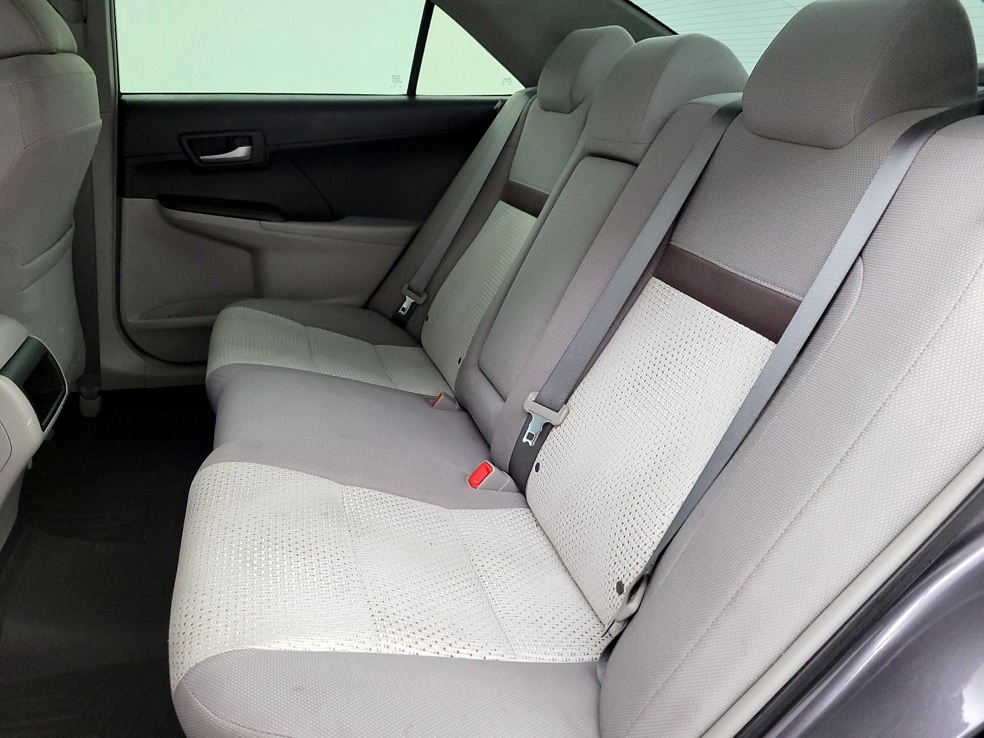 Thumbnail: 2014 Toyota Camry - 18