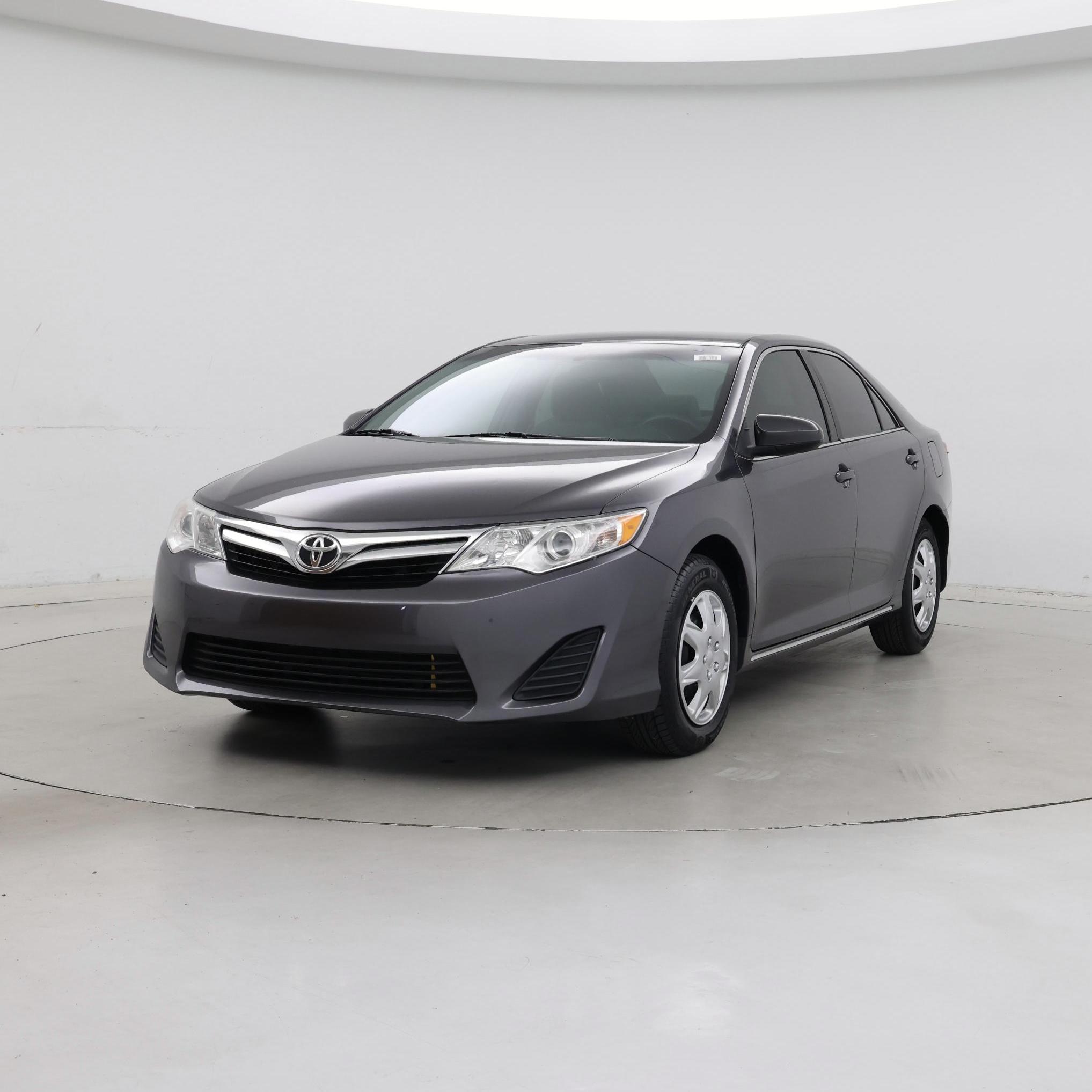 Thumbnail: 2014 Toyota Camry - 4