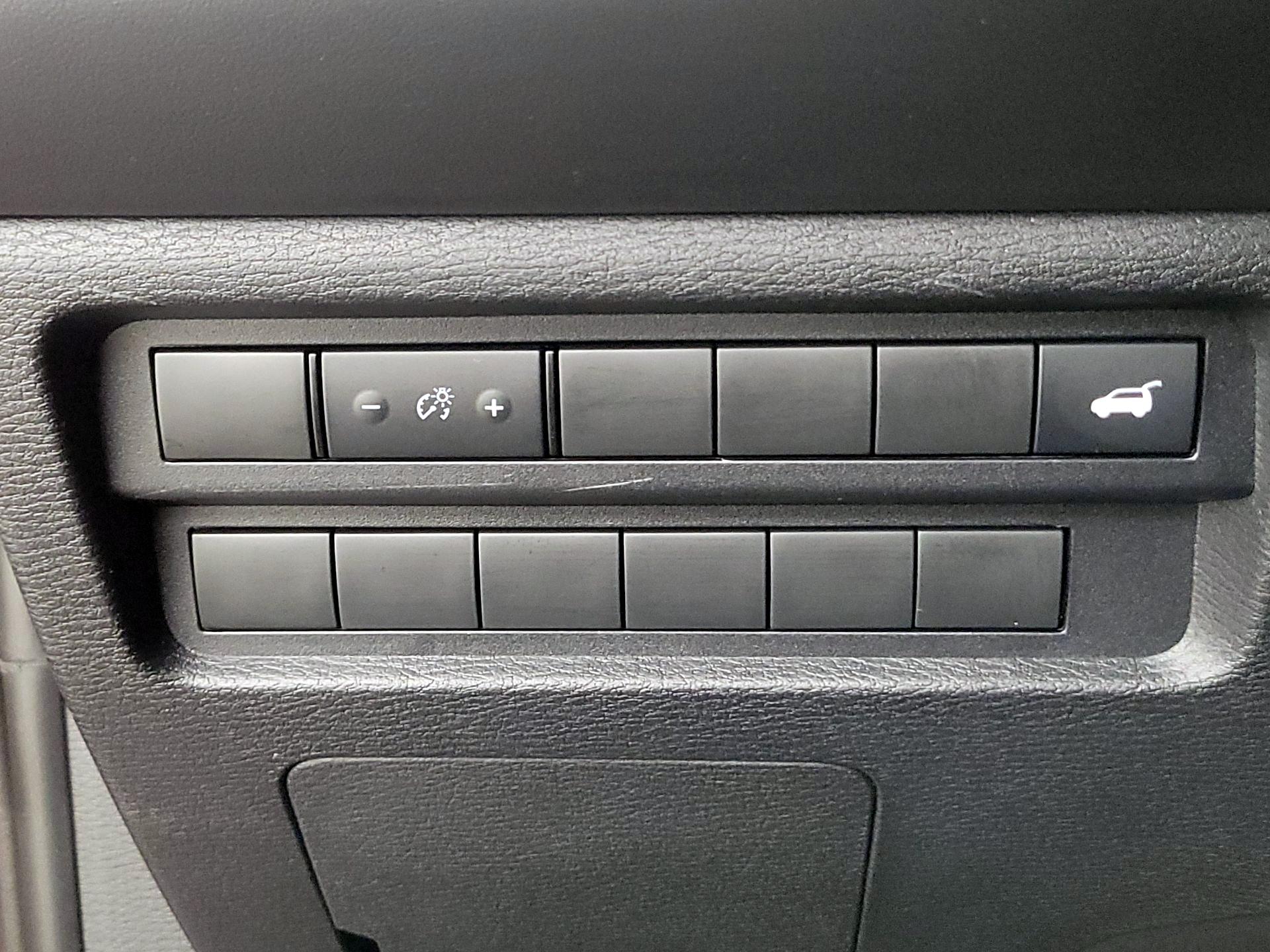 Thumbnail: 2024 Mitsubishi Outlander - 13