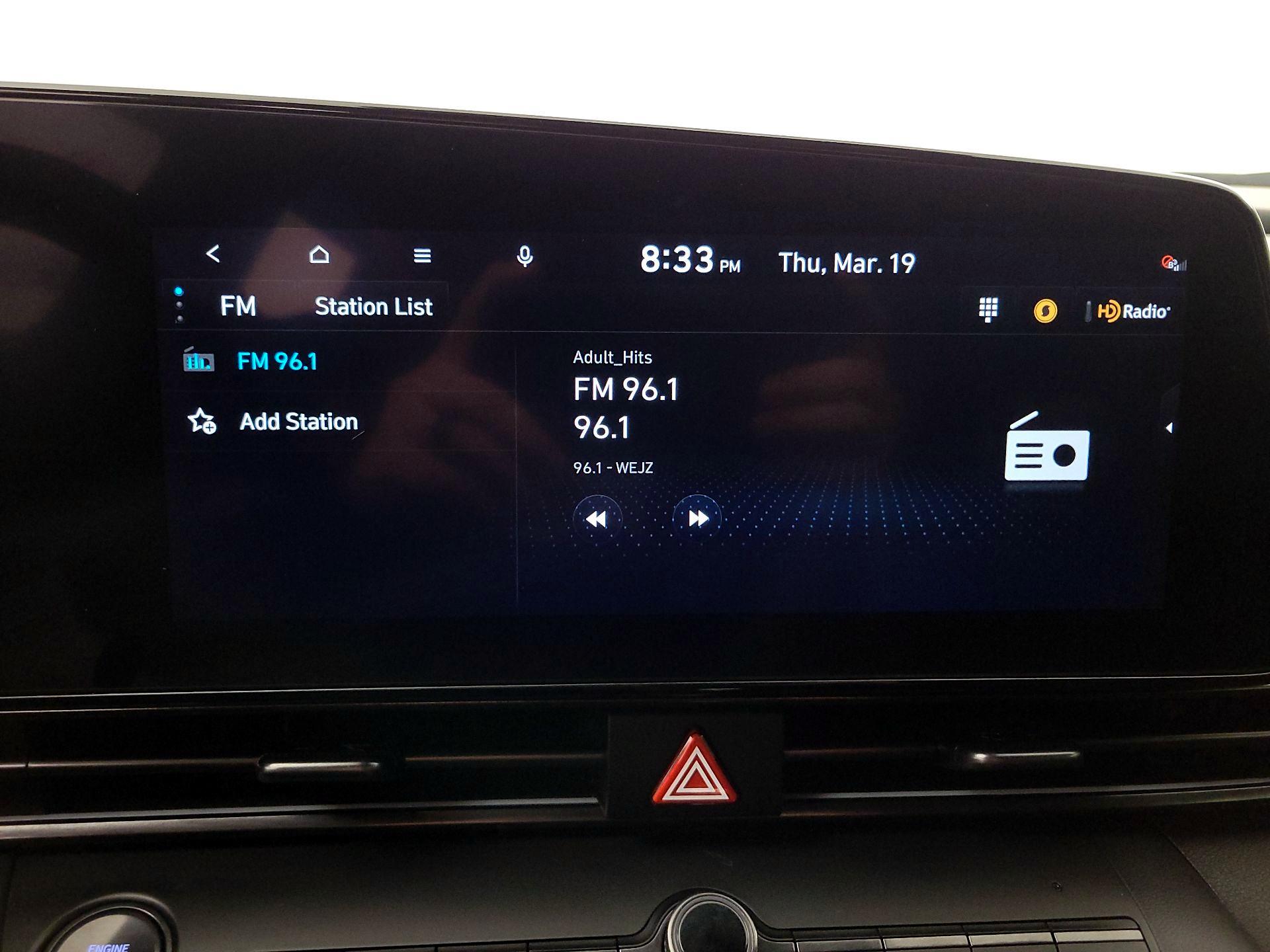 Thumbnail: 2023 Hyundai Elantra - 15