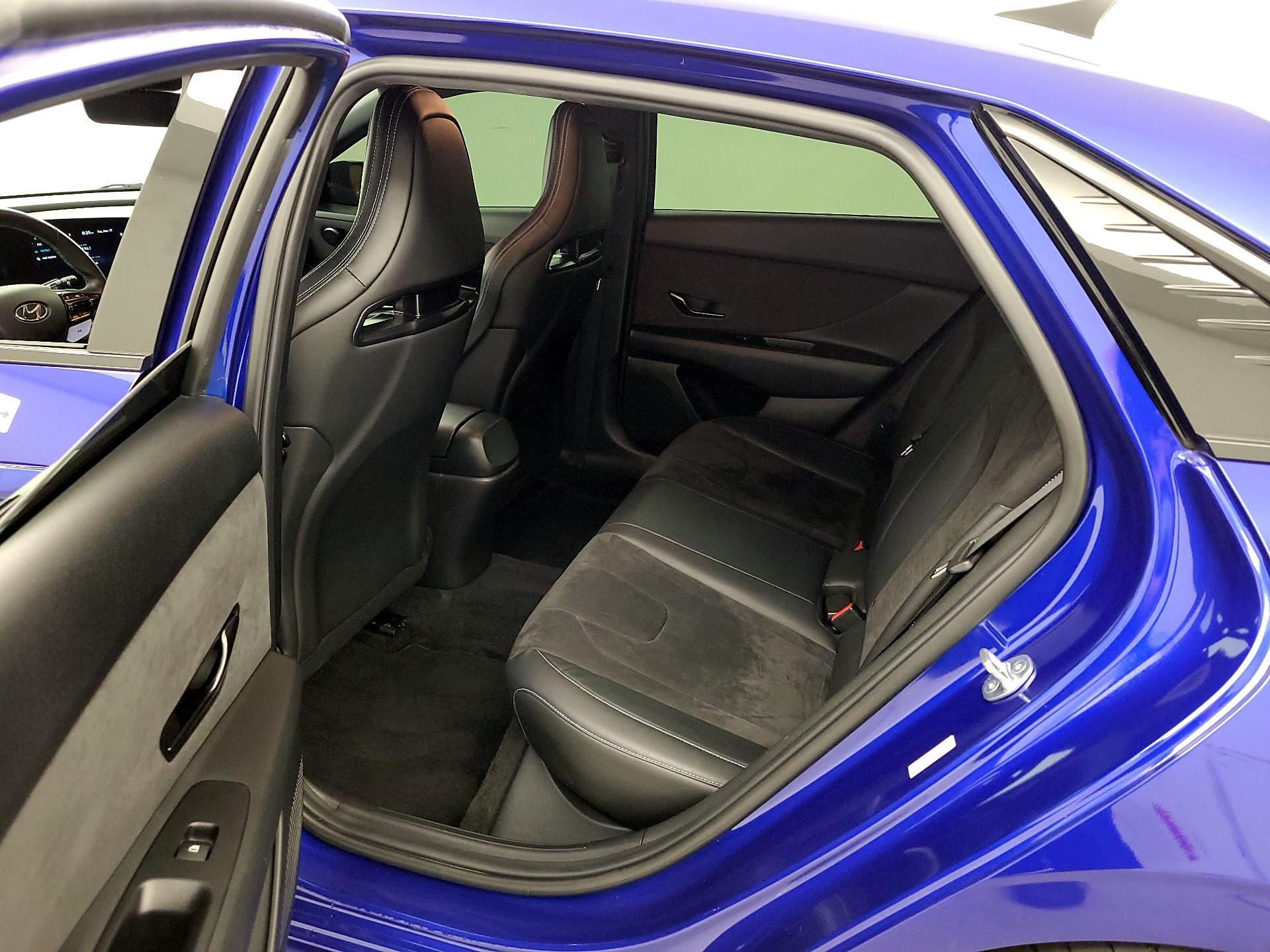 Thumbnail: 2023 Hyundai Elantra - 19