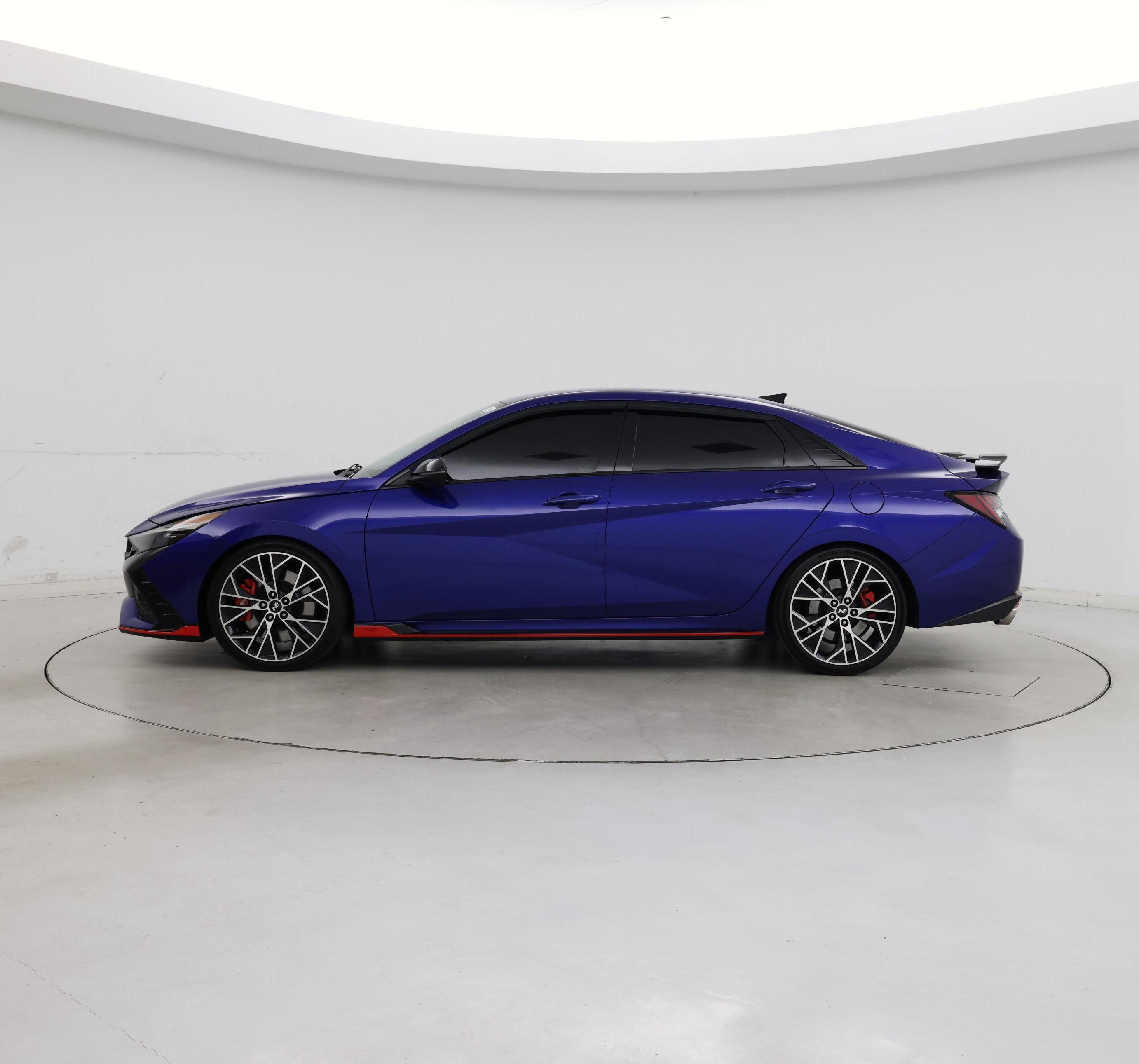 Thumbnail: 2023 Hyundai Elantra - 3