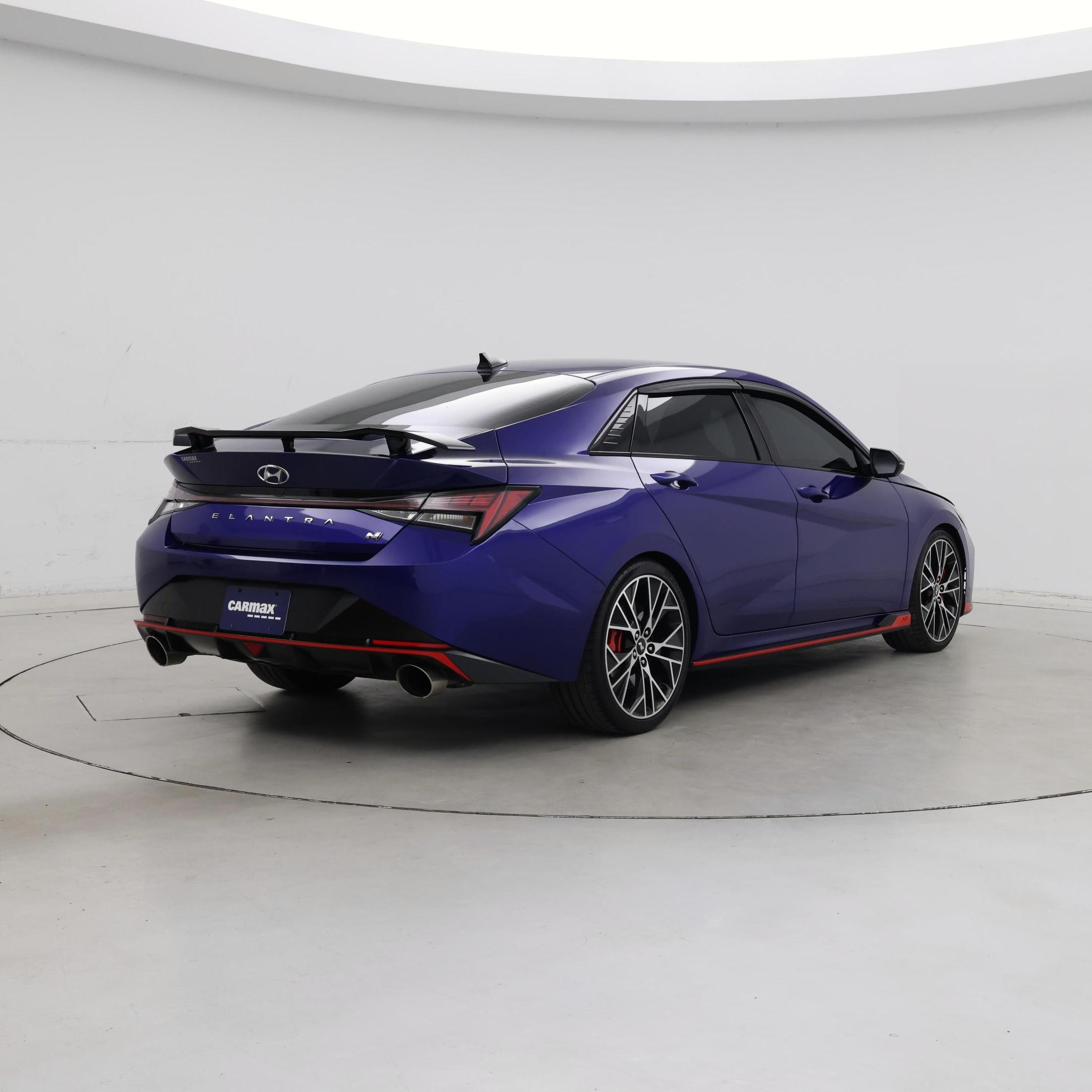 Thumbnail: 2023 Hyundai Elantra - 8