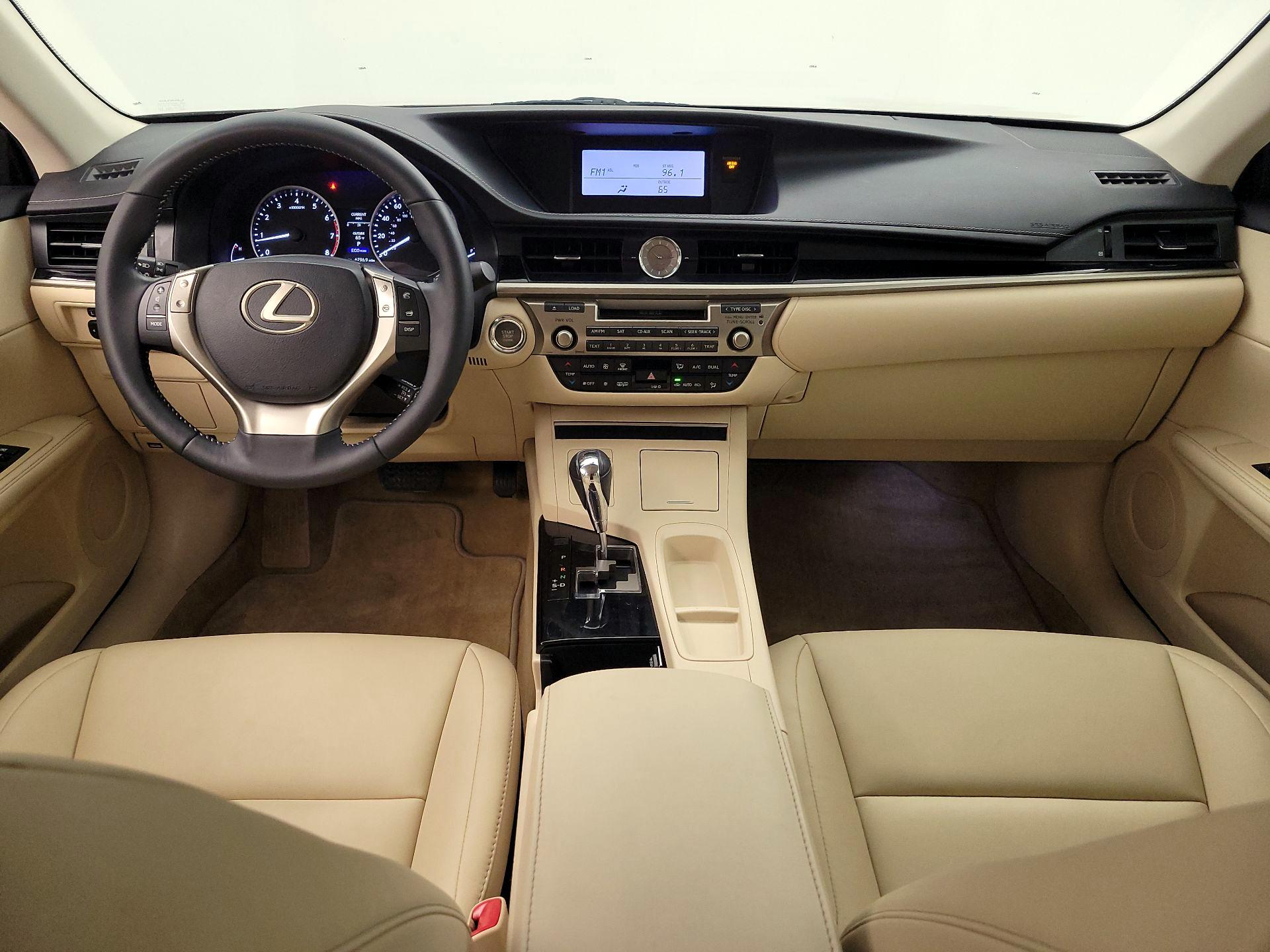 Thumbnail: 2014 Lexus ES - 9