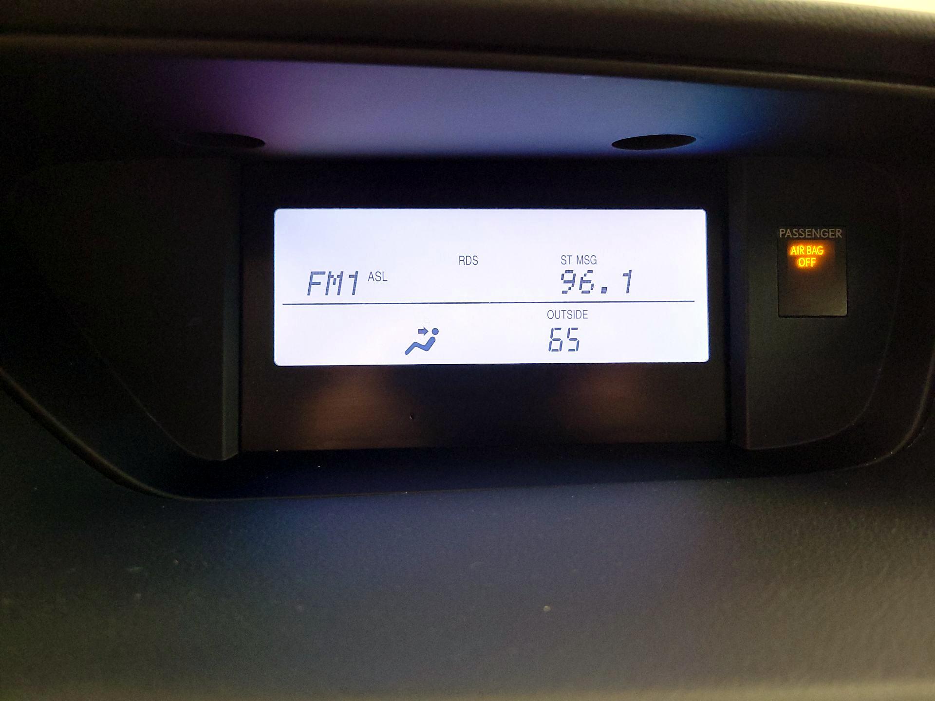 Thumbnail: 2014 Lexus ES - 14