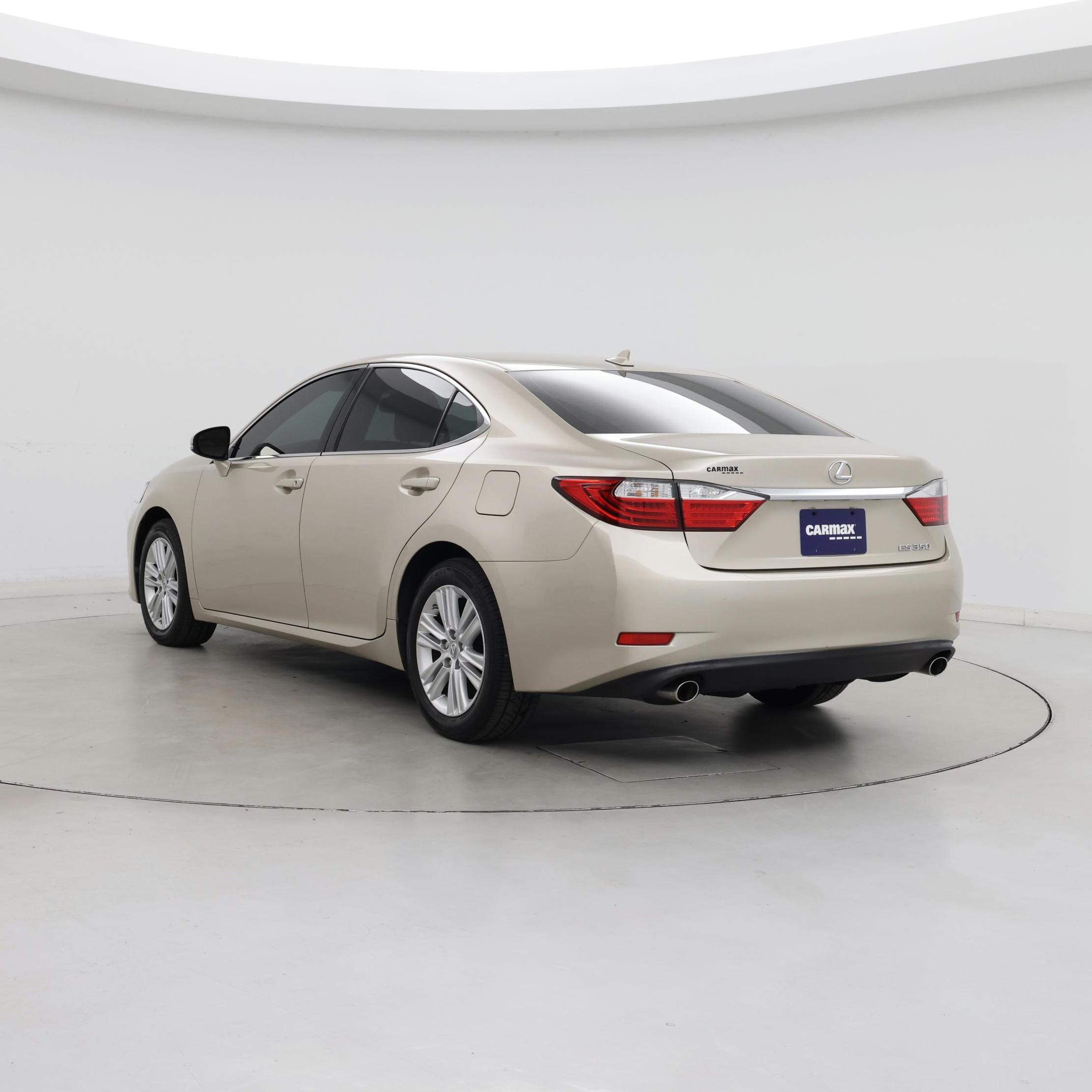 Thumbnail: 2014 Lexus ES - 2
