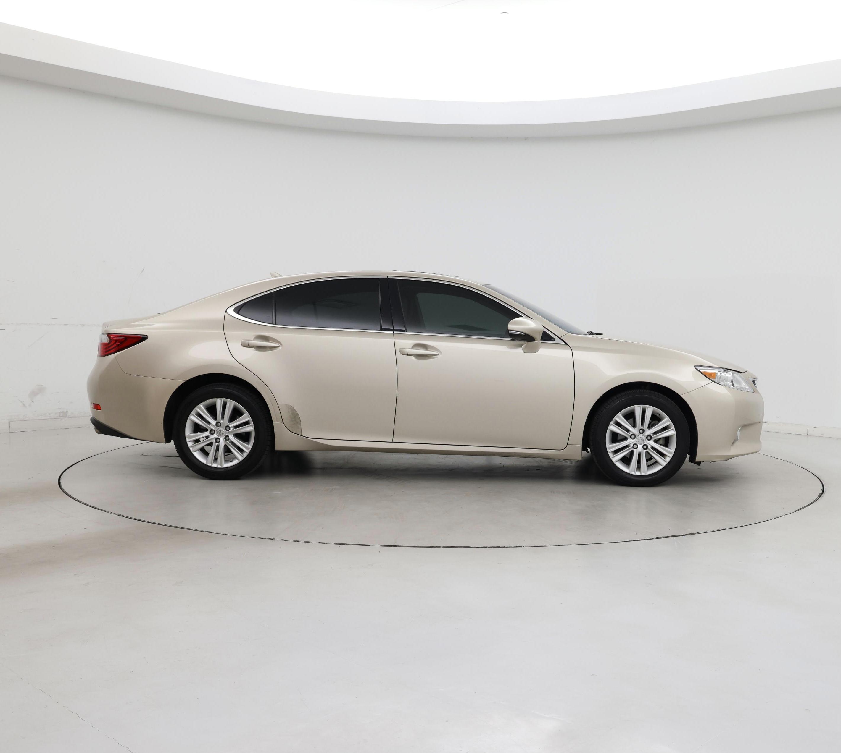 Thumbnail: 2014 Lexus ES - 7