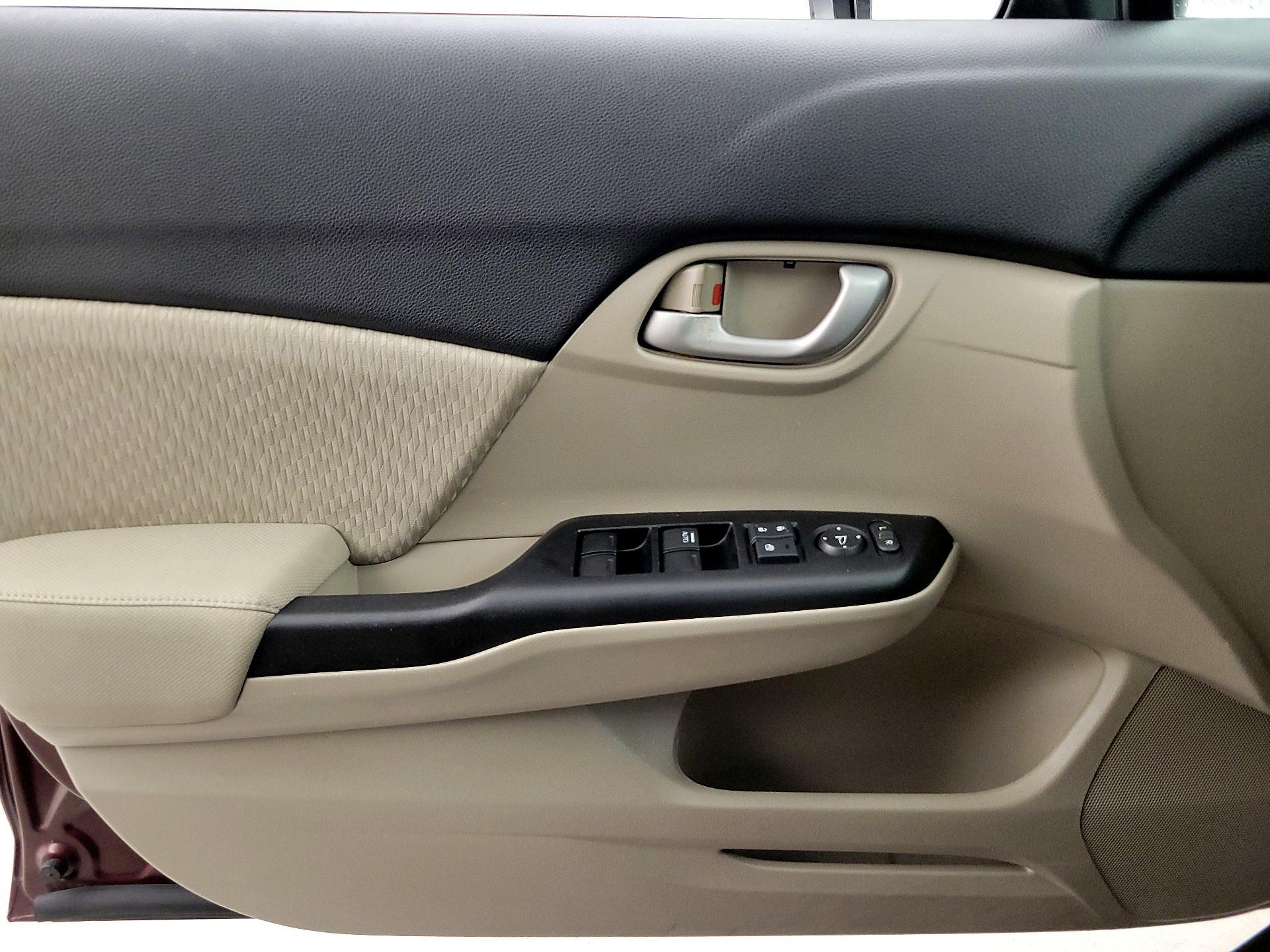 Thumbnail: 2015 Honda Civic - 12