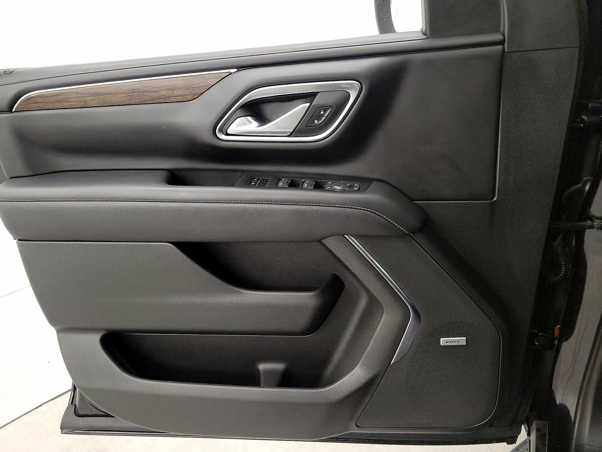 Thumbnail: 2023 Chevrolet Suburban - 12