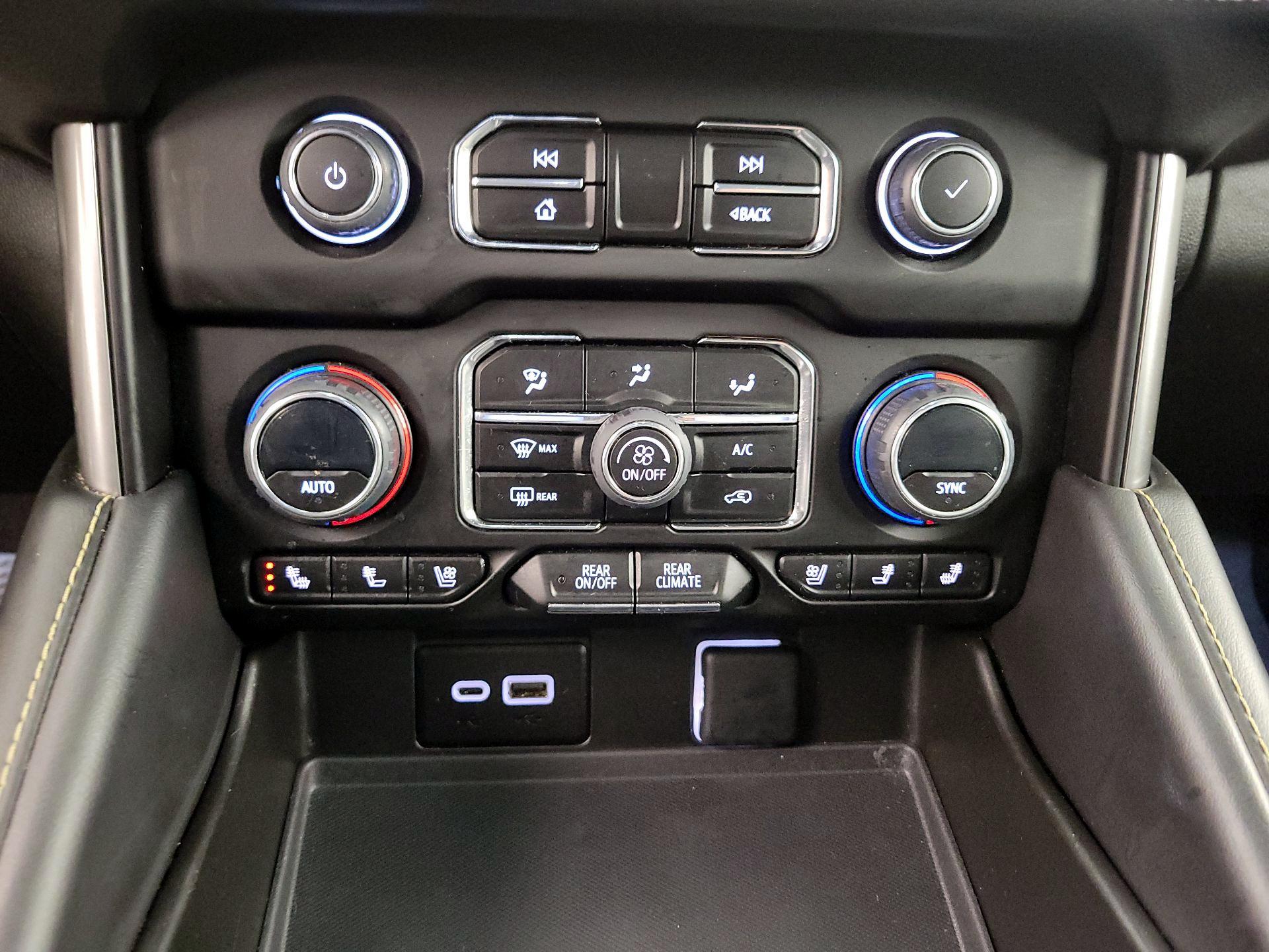 Thumbnail: 2023 Chevrolet Suburban - 16