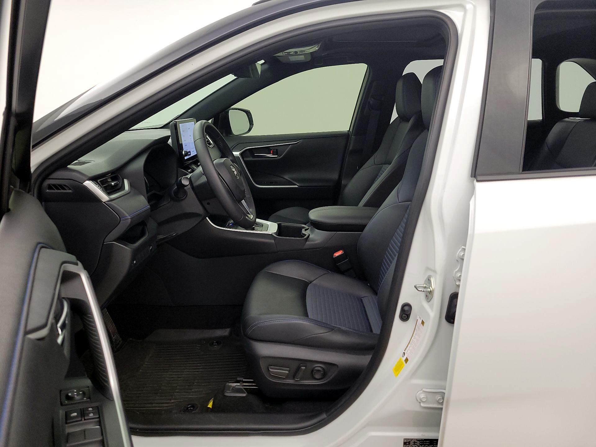 Thumbnail: 2023 Toyota RAV4 - 11