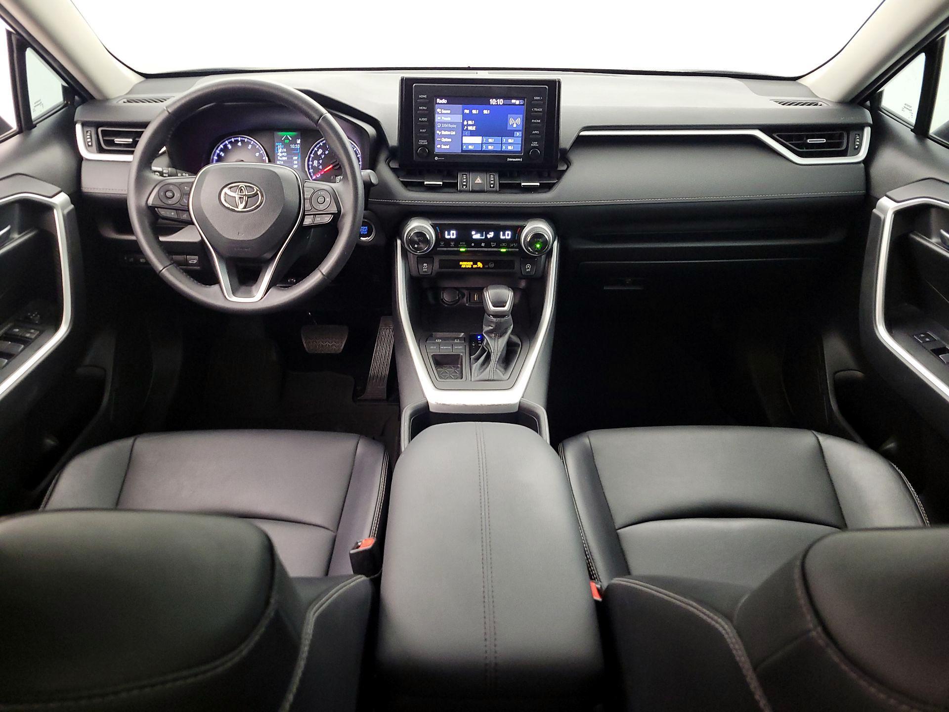 Thumbnail: 2022 Toyota RAV4 - 9