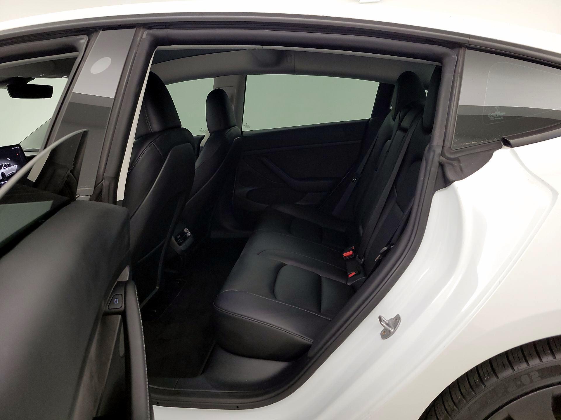 Thumbnail: 2023 Tesla Model 3 - 20