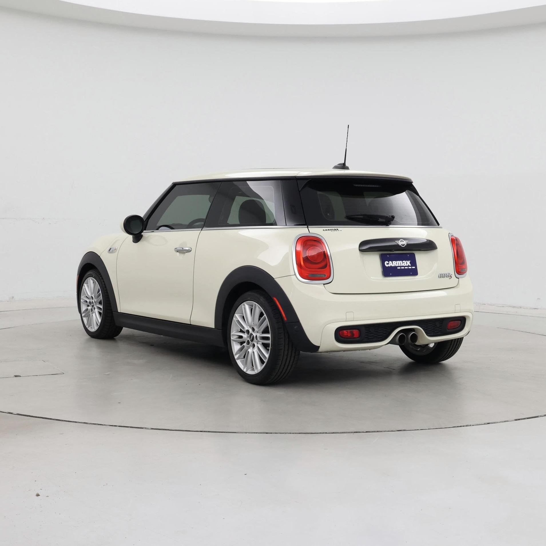 Thumbnail: 2019 MINI Cooper Hardtop - 2