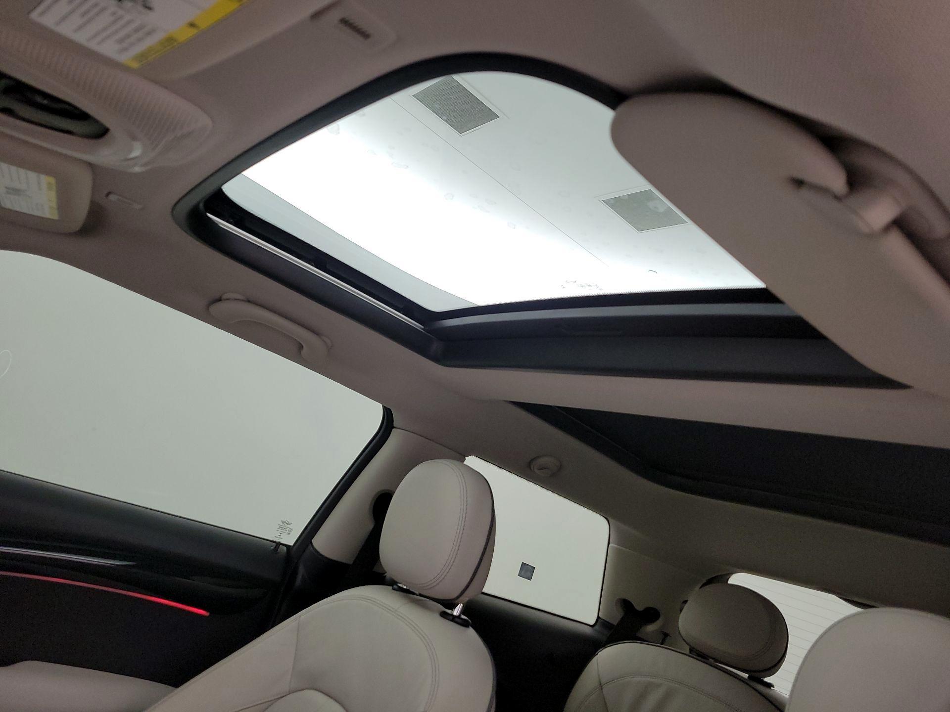 Thumbnail: 2019 MINI Cooper Hardtop - 19