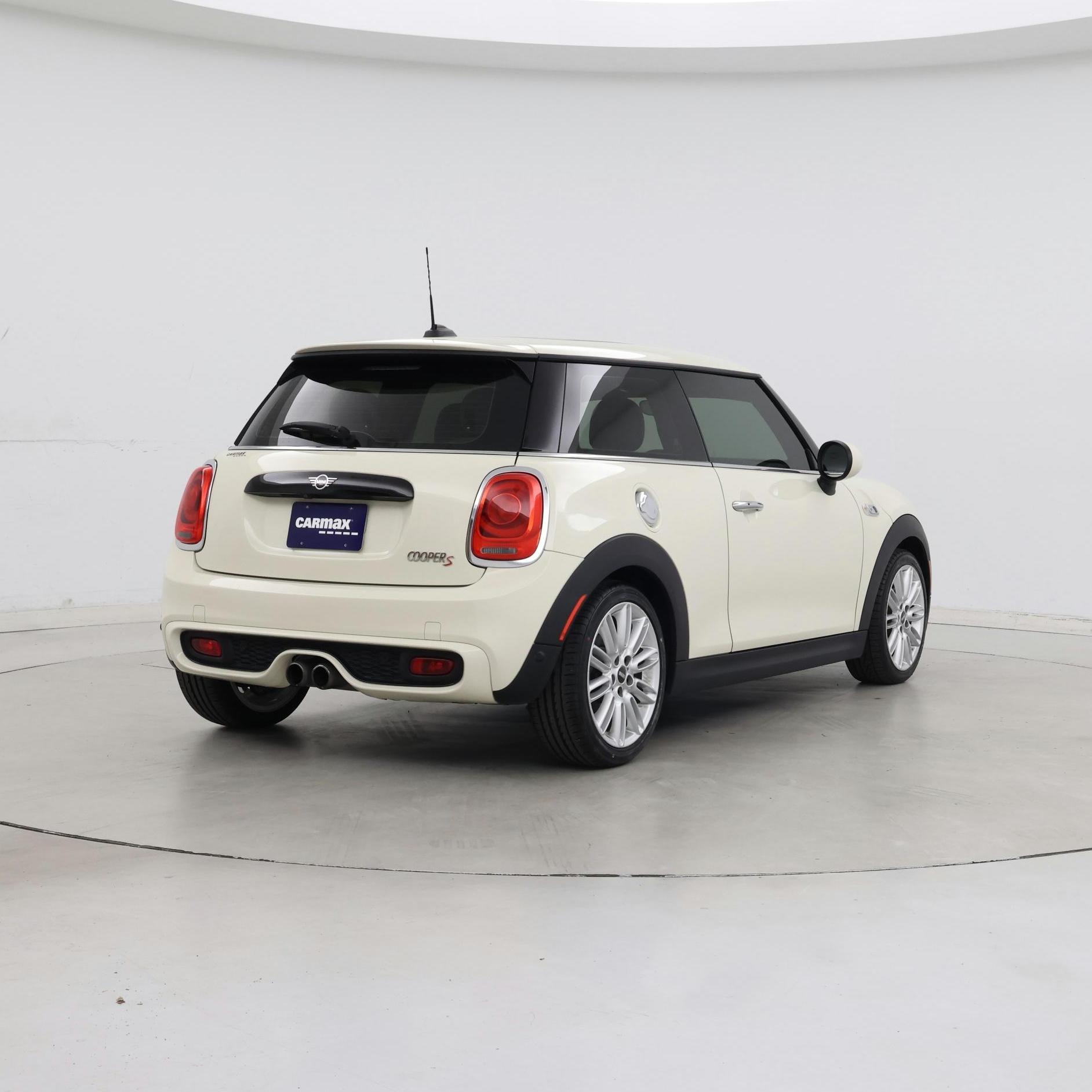 Thumbnail: 2019 MINI Cooper Hardtop - 8