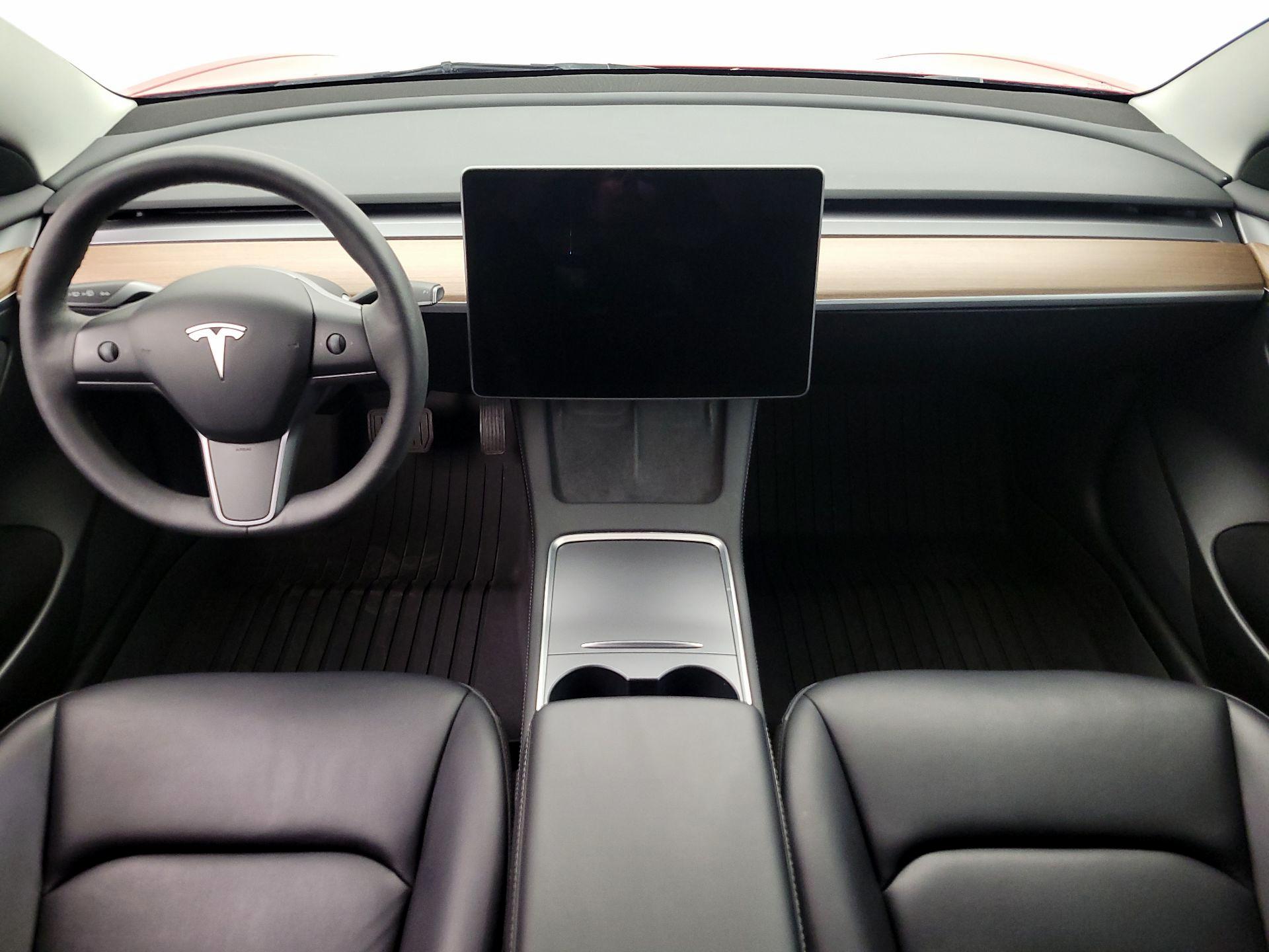 Thumbnail: 2023 Tesla Model 3 - 9