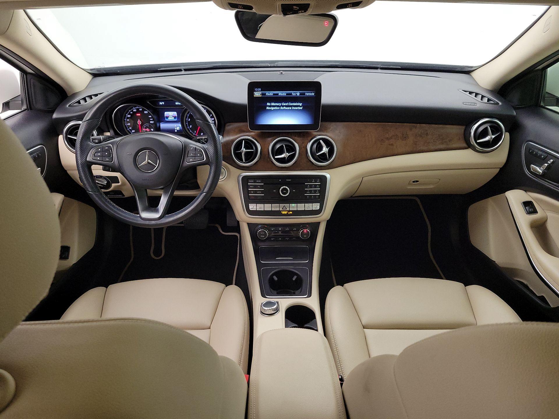 Thumbnail: 2019 Mercedes-Benz GLA - 9