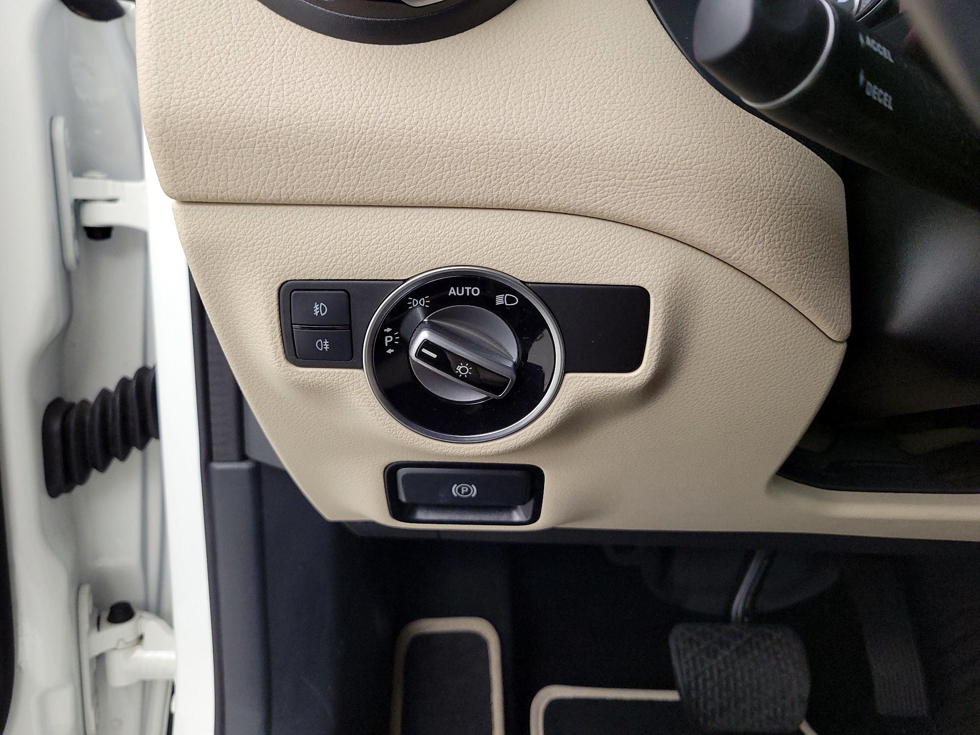 Thumbnail: 2019 Mercedes-Benz GLA - 13