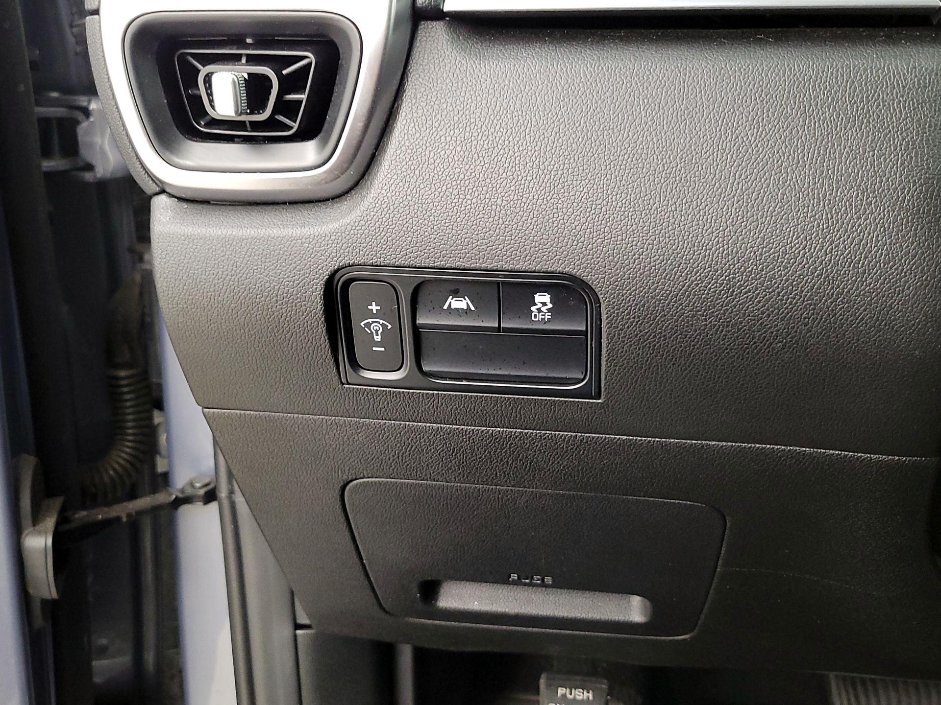 Thumbnail: 2022 Kia Sorento - 13