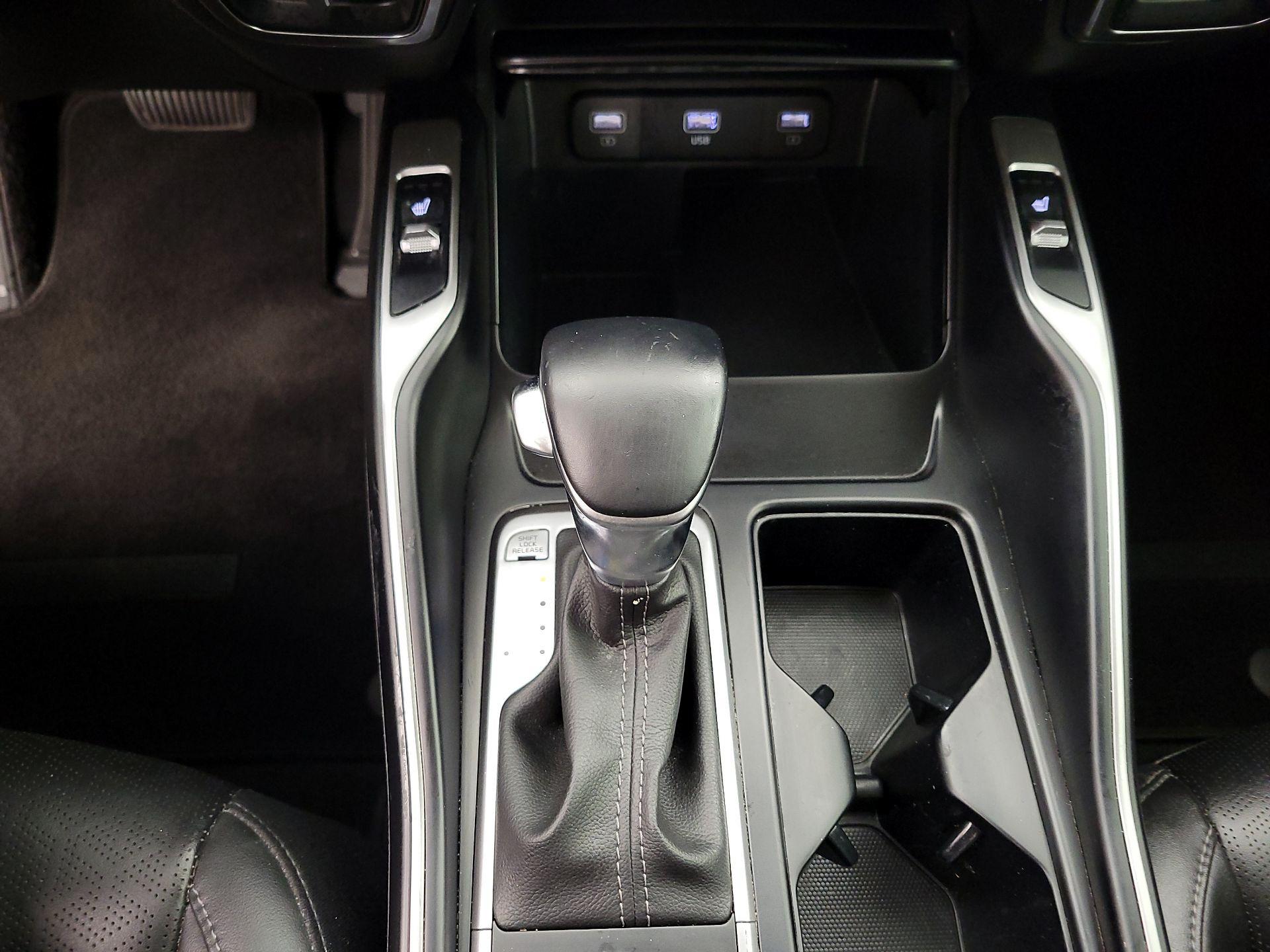 Thumbnail: 2022 Kia Sorento - 18