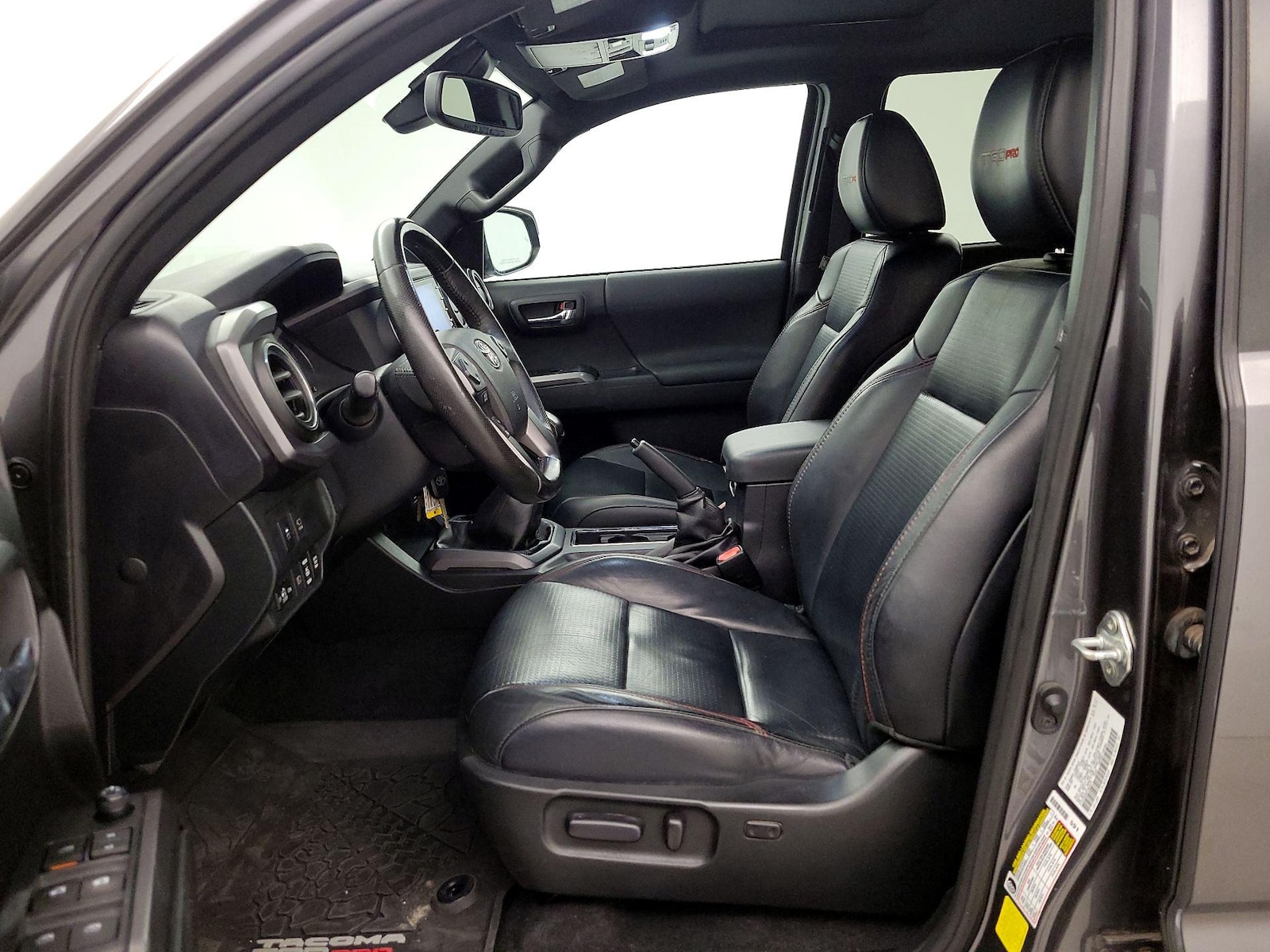 2021 Toyota Tacoma TRD Pro - Photo 12