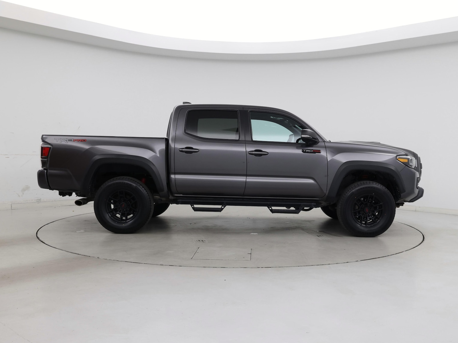 2021 Toyota Tacoma TRD Pro - Photo 8