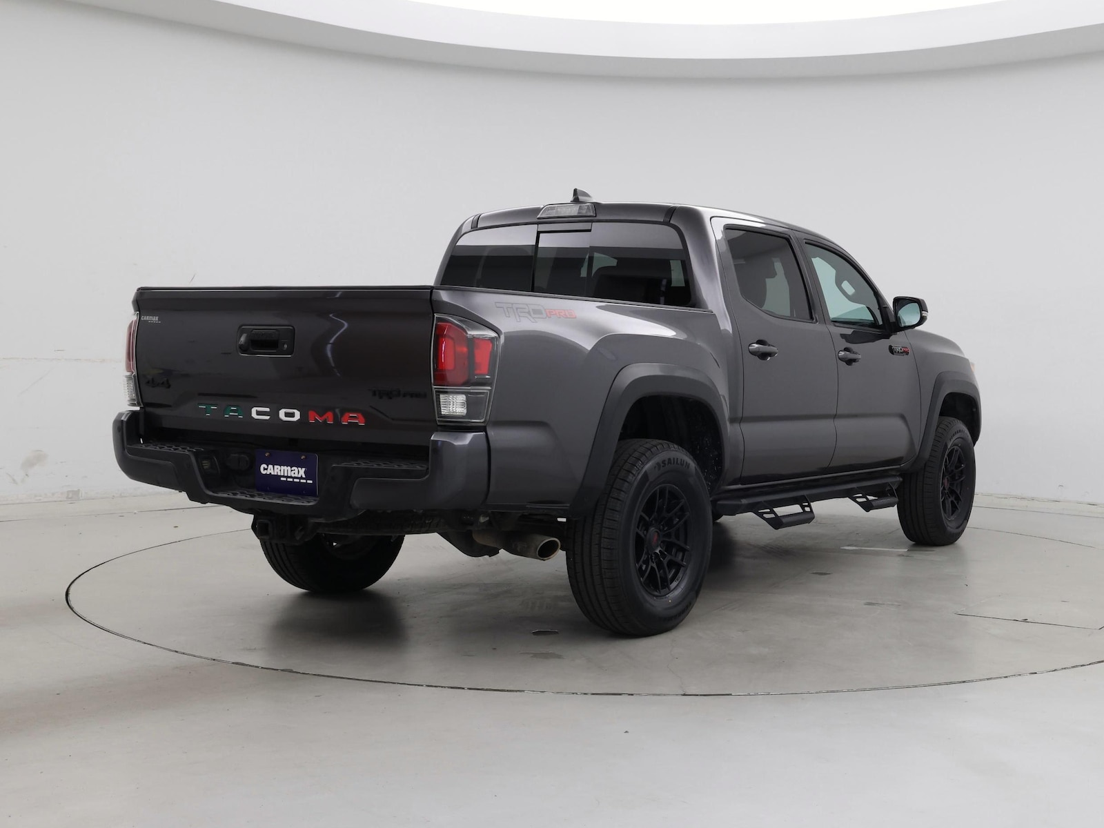 2021 Toyota Tacoma TRD Pro - Photo 9