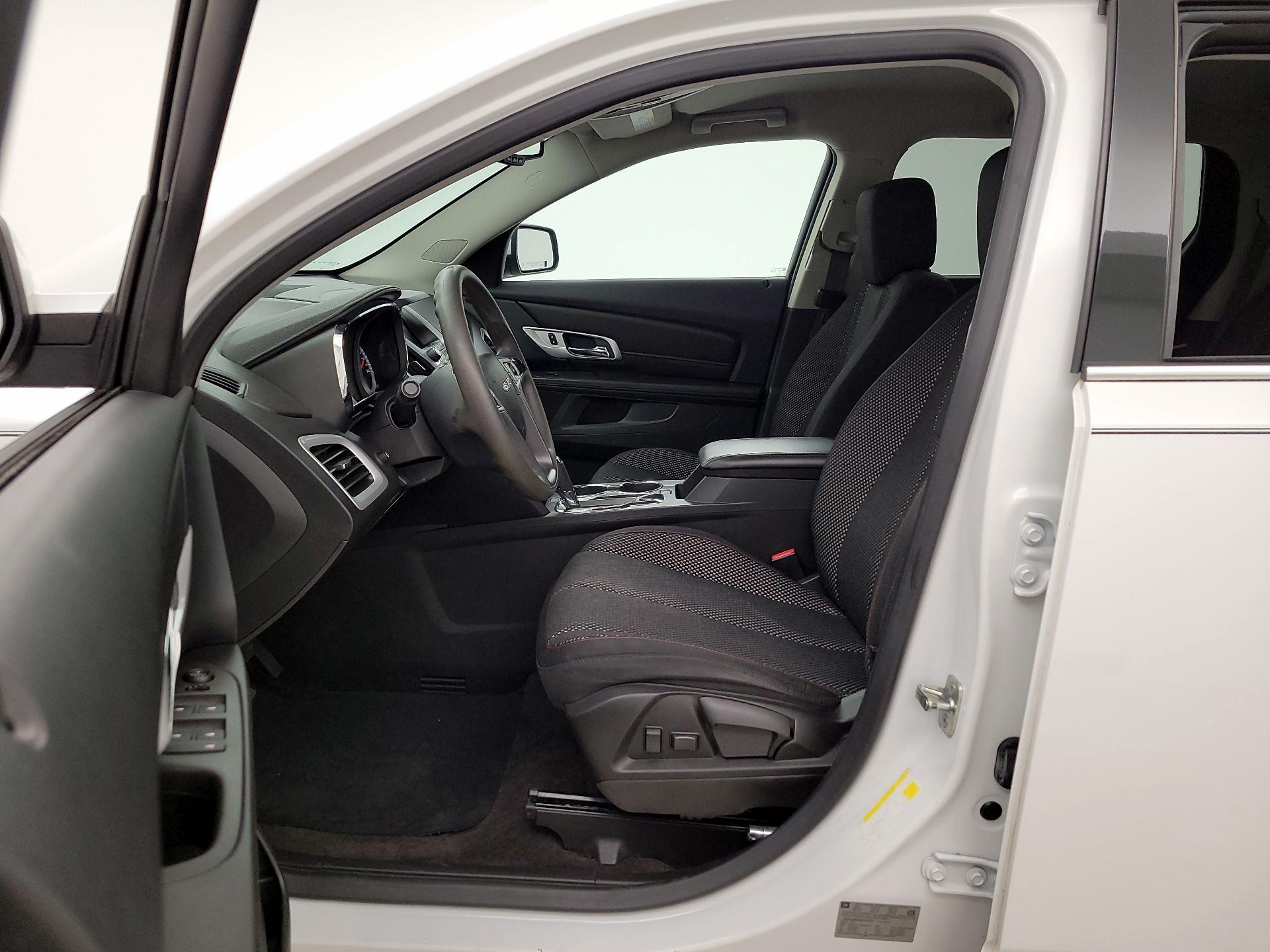 Thumbnail: 2016 GMC Terrain - 11