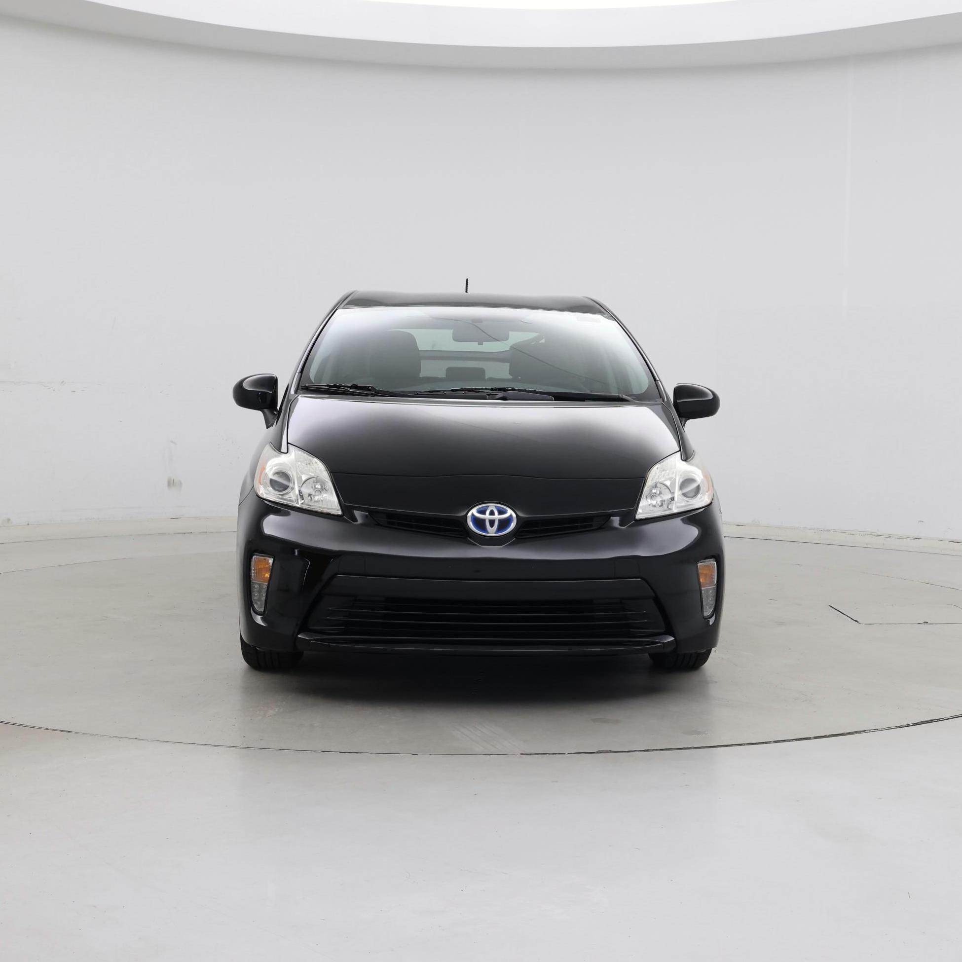 Thumbnail: 2015 Toyota Prius - 5