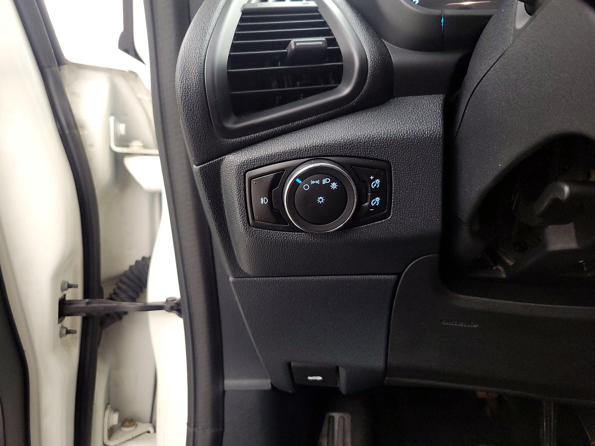 Thumbnail: 2018 Ford EcoSport - 13